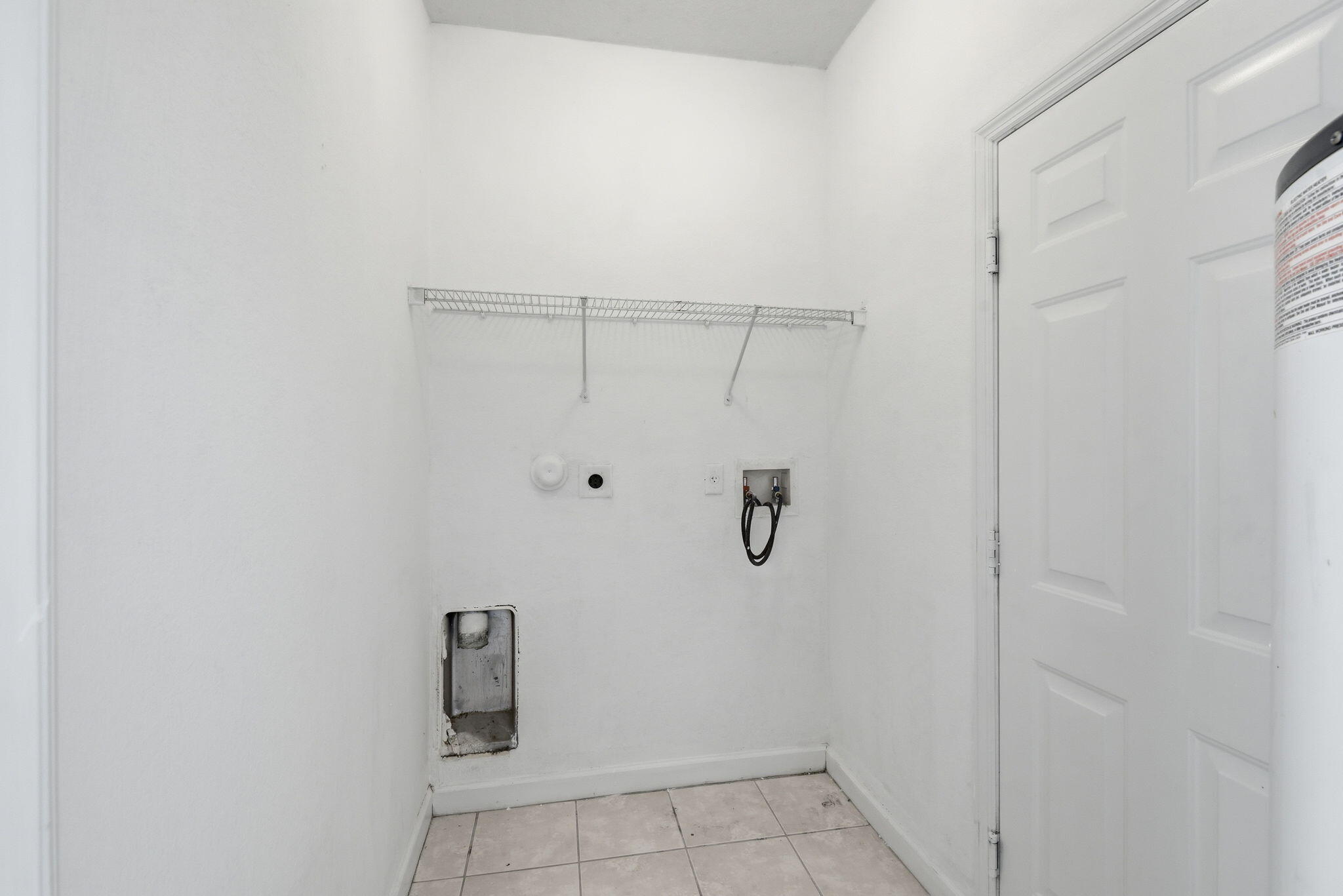 FLORIDIAN BAY ESTATES SOUTH - Residential