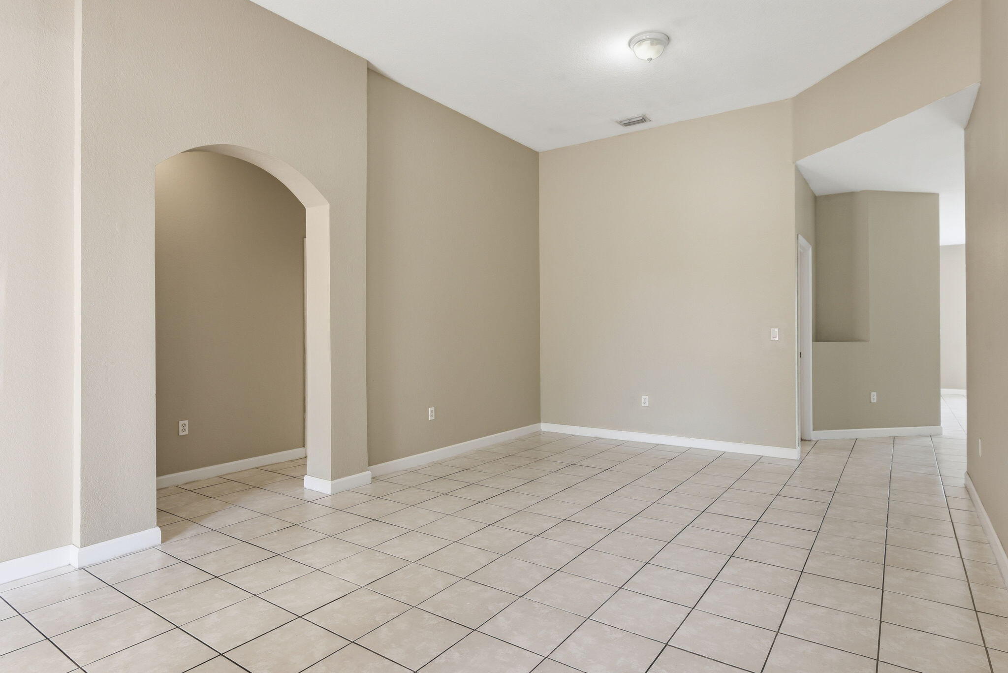 FLORIDIAN BAY ESTATES SOUTH - Residential