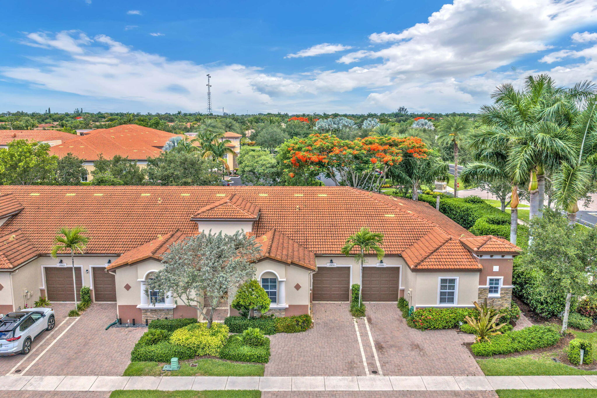 Fabulous "Florida" 2 bedroom/2 bath with den and 1 car garage villa in highly sought after 55+ active adult community of Villaggio Reserve. This designer decorated home is being sold fully furnished and is in pristine condition. This home is truly move in ready and features upgraded wood cabinetry and granite counters, Stainless Steel appliances, diagonal ceramic tile, designer fixtures and fans. Master bath has free standing shower and dual sinks while 2nd bath has shower/tub combo Full size washer and dryer and impact windows. Enclosed screened lanai with pavers and additional area outside screen. Villagio Reserve has a 38,000 square ft clubhouse with 2 adult pools, kiddie pool, jacuzzi/spa, cafe, fitness center, bocci ball tennis and pickle ball courts. Shows, clubs, card rooms enhance  this wonderful community. With too many features to mention, come see this home today!!