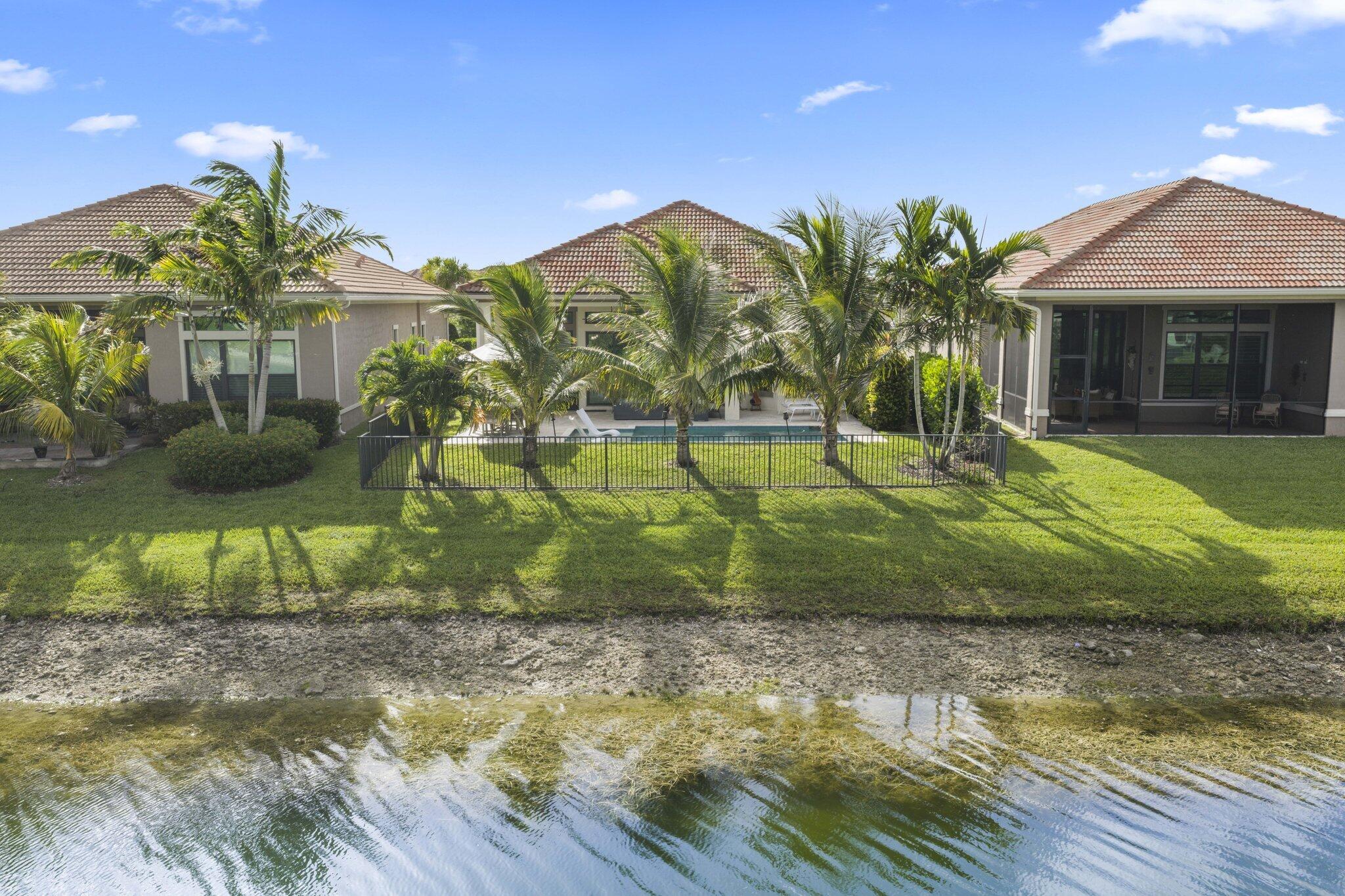 PARKLAND ROYALE - Residential