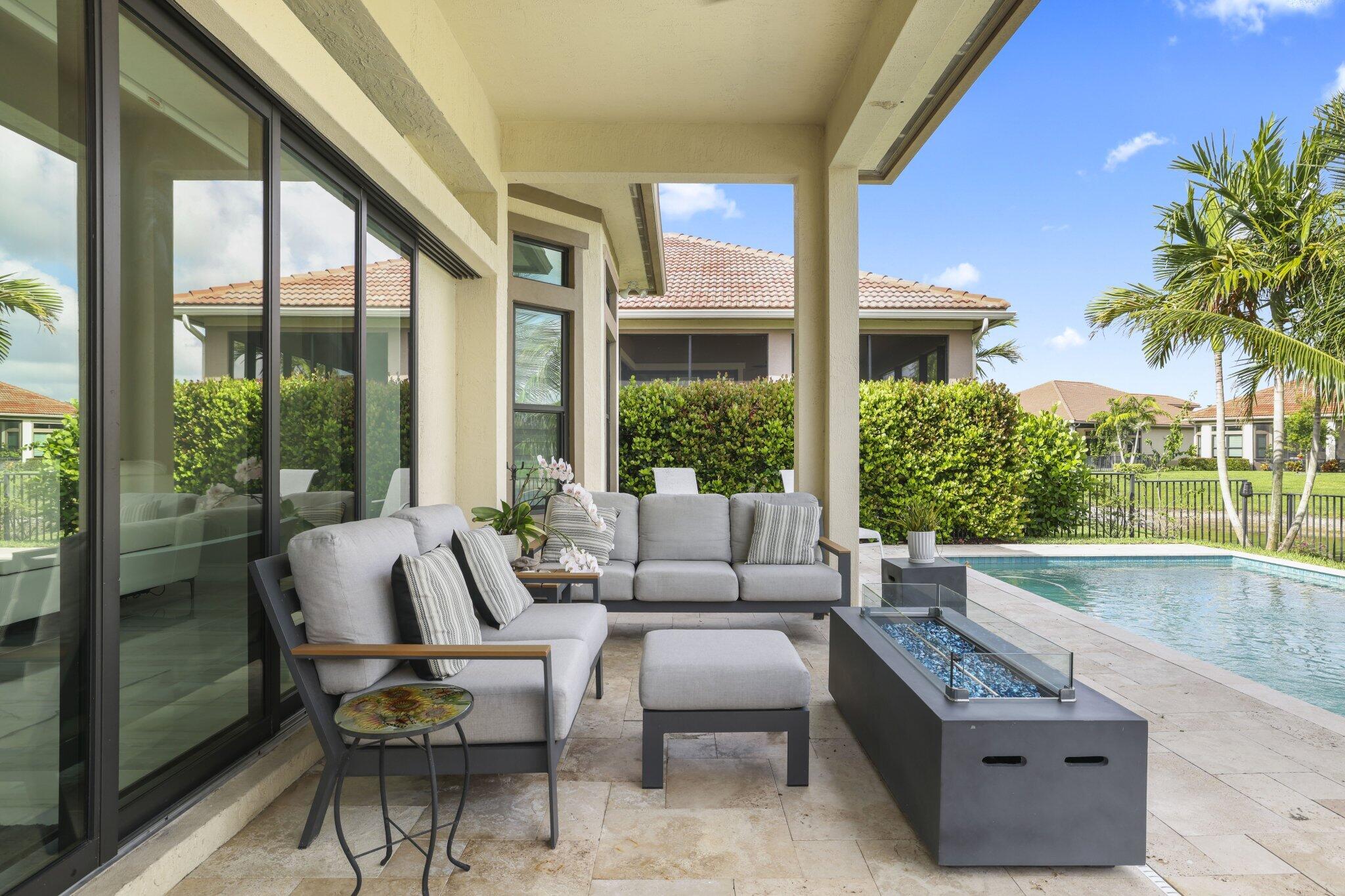 PARKLAND ROYALE - Residential