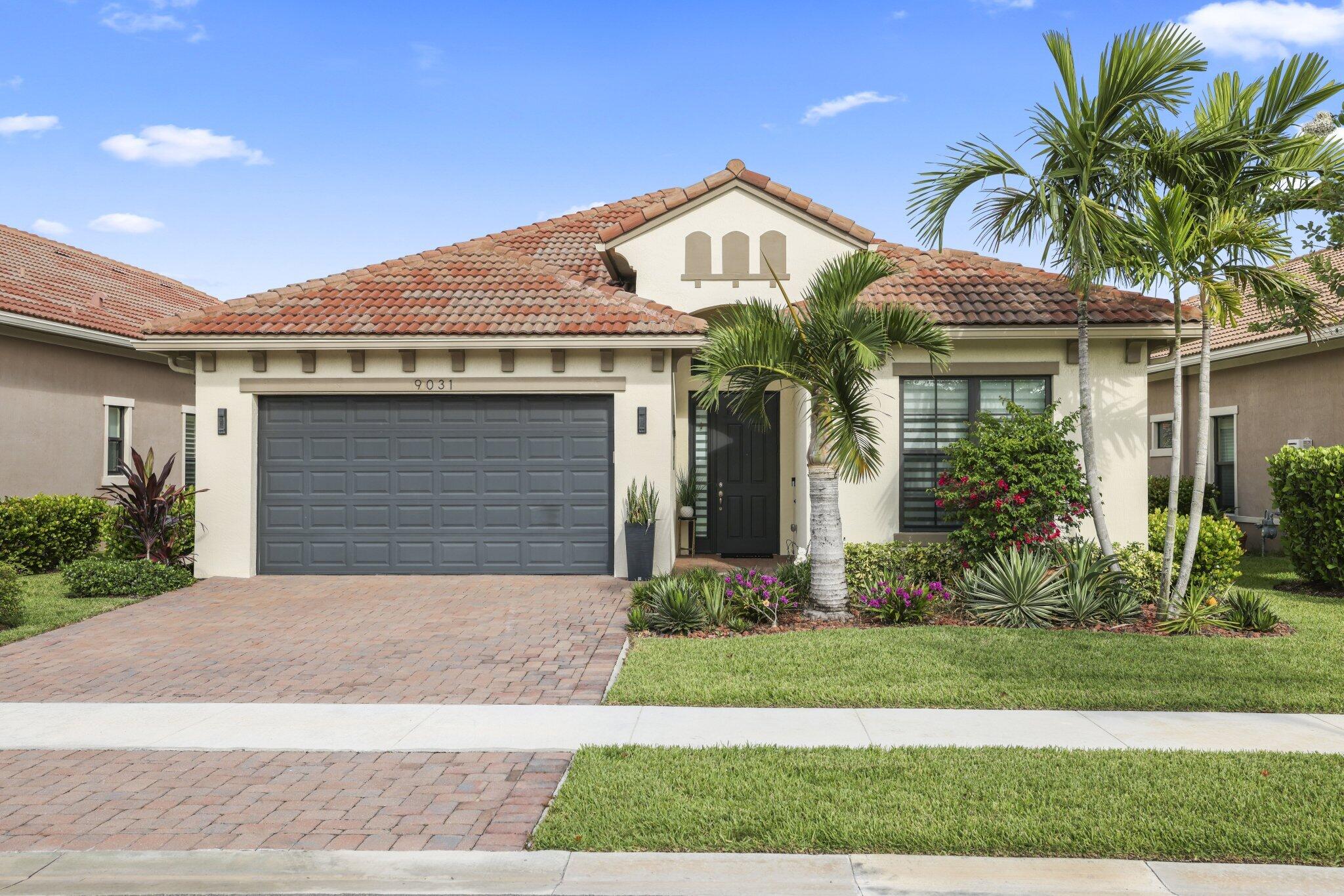 PARKLAND ROYALE - Residential