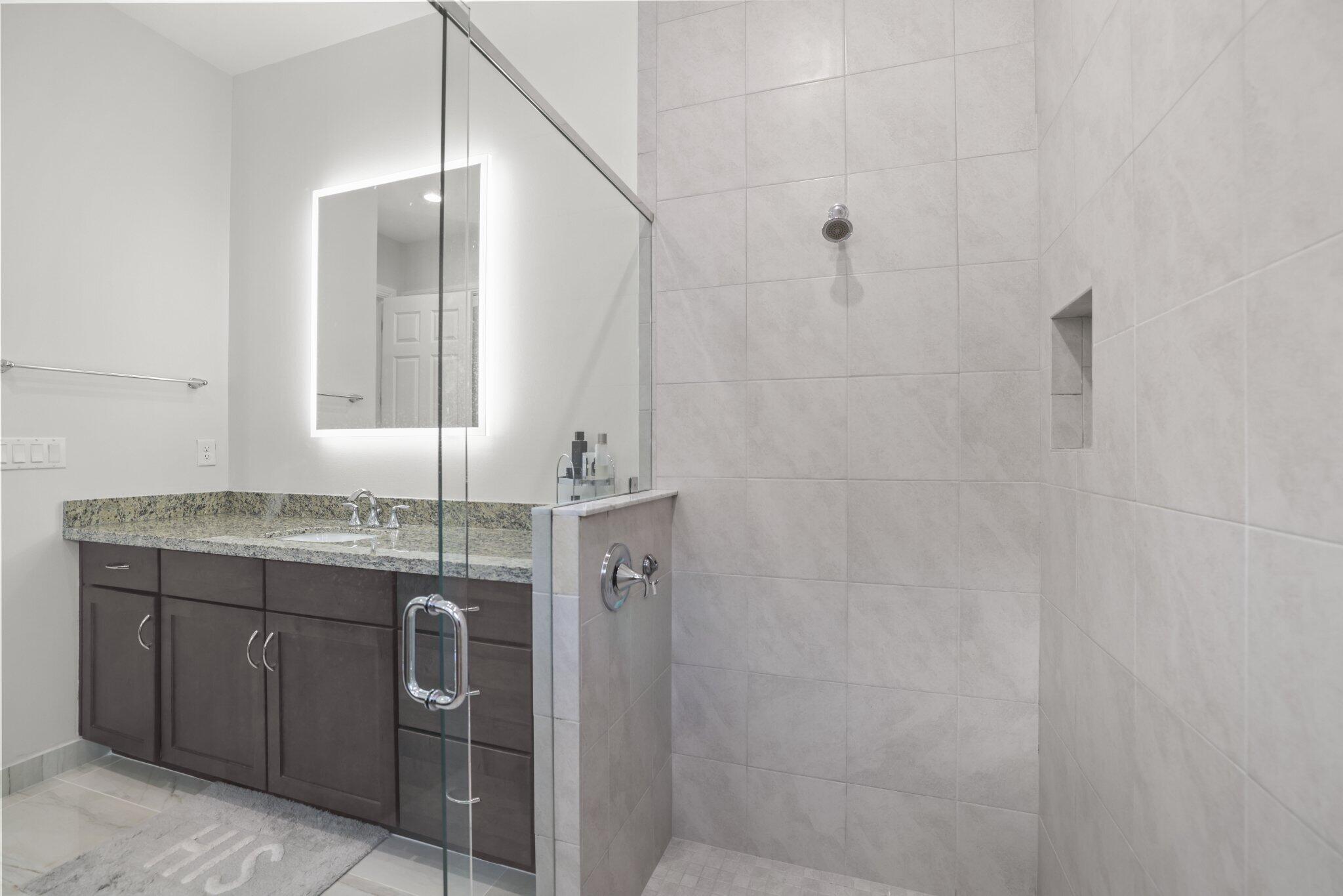 PARKLAND ROYALE - Residential