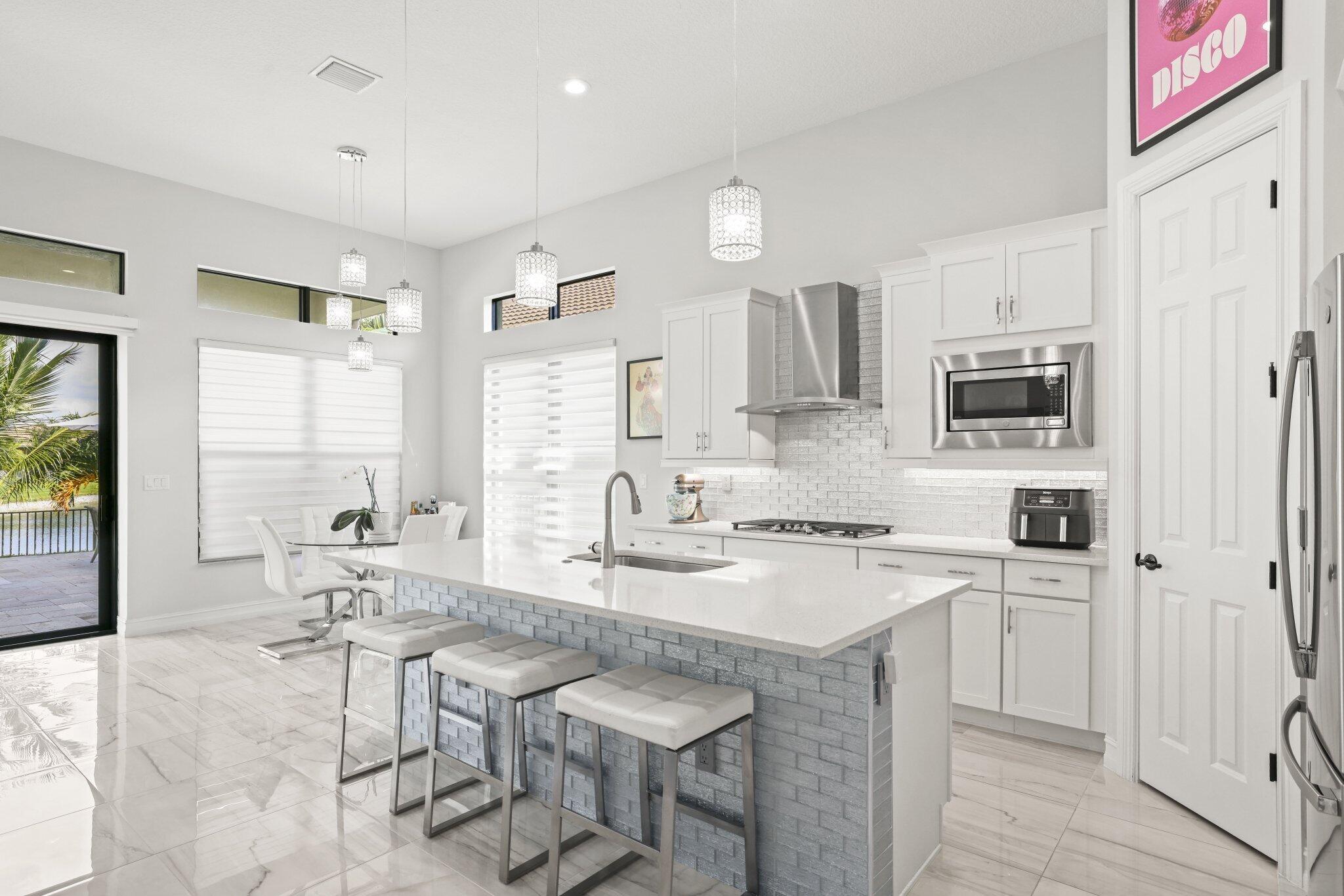 PARKLAND ROYALE - Residential