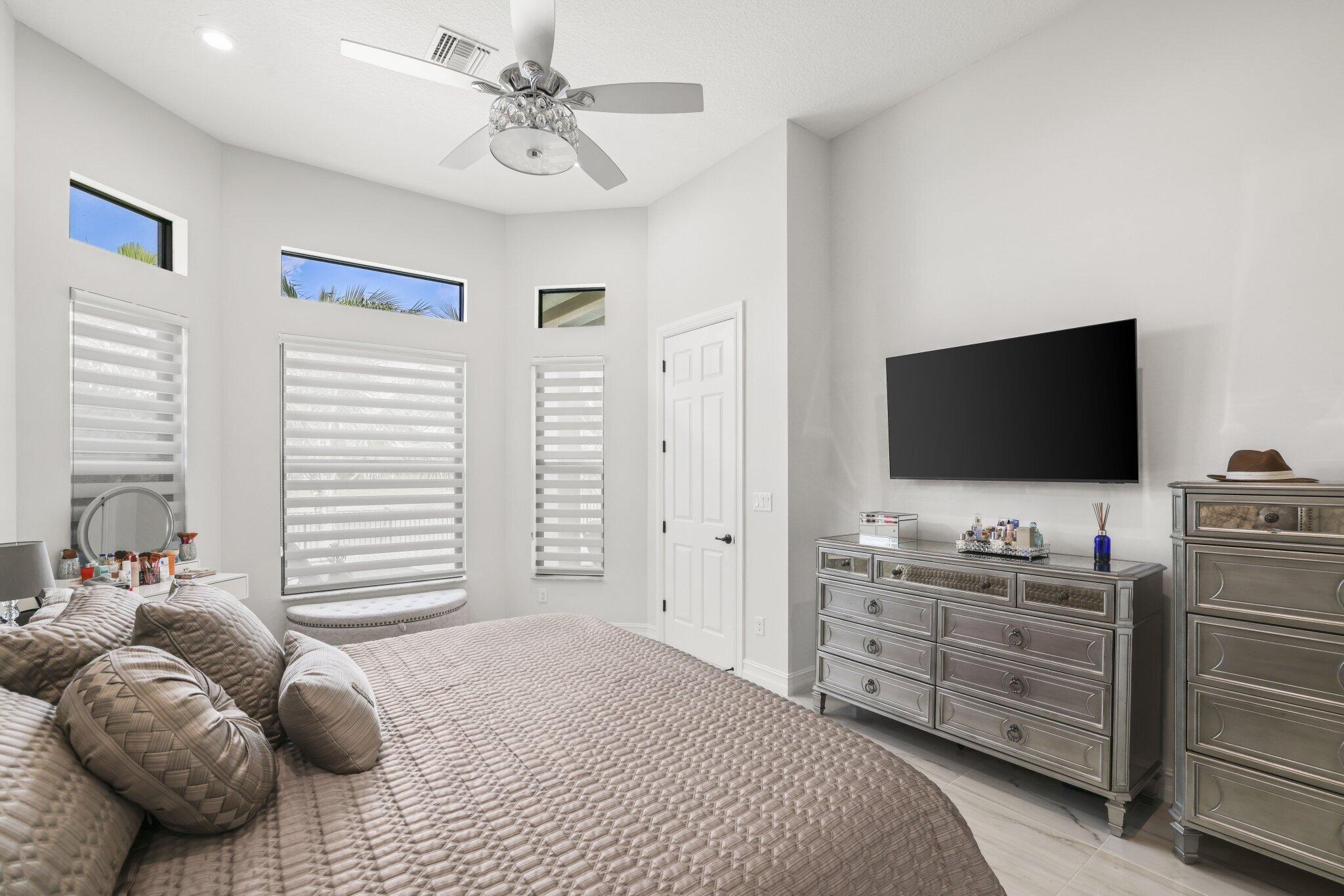 PARKLAND ROYALE - Residential