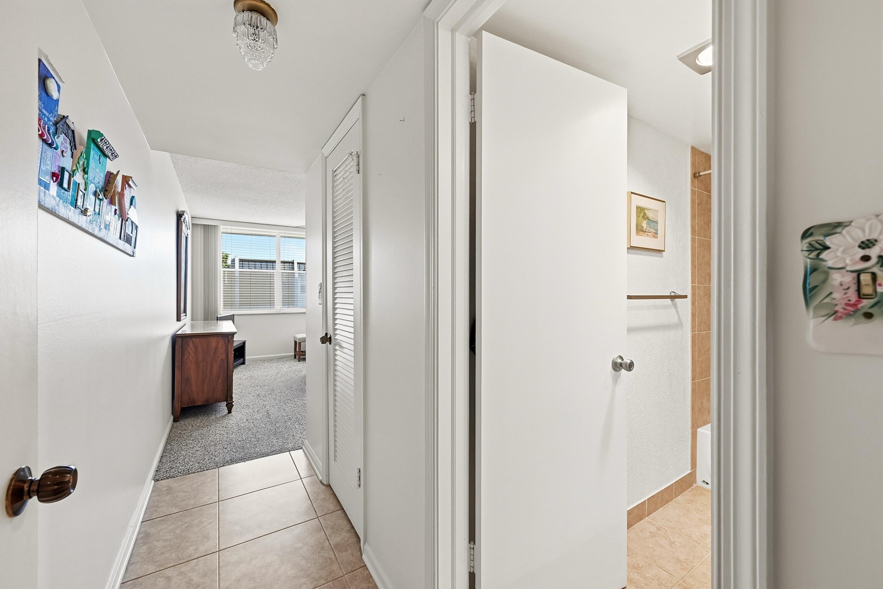 Island Club 1 - Residential