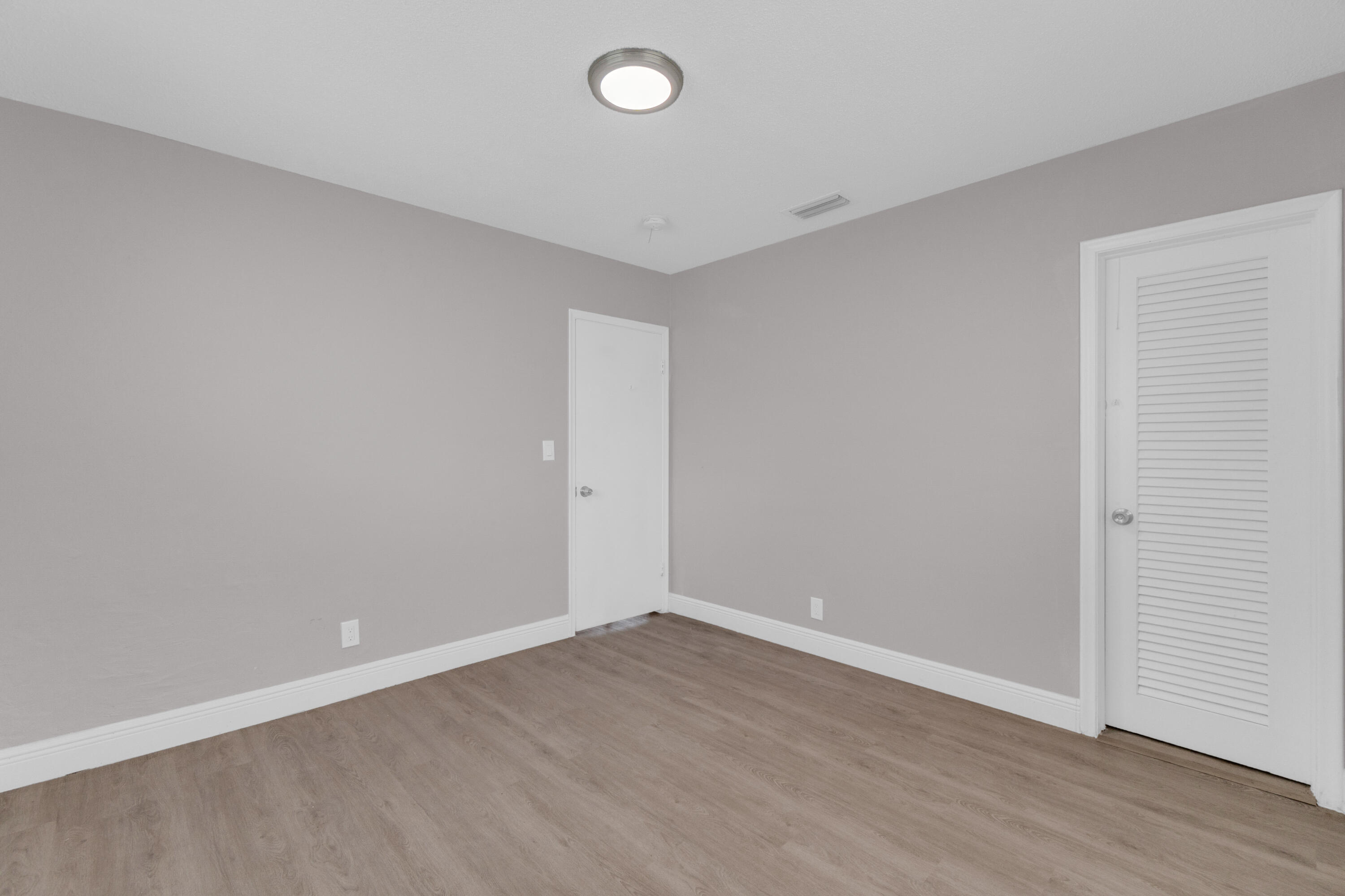 SHERIDAN LAKES CONDO HOUSES NO 1 - Residential