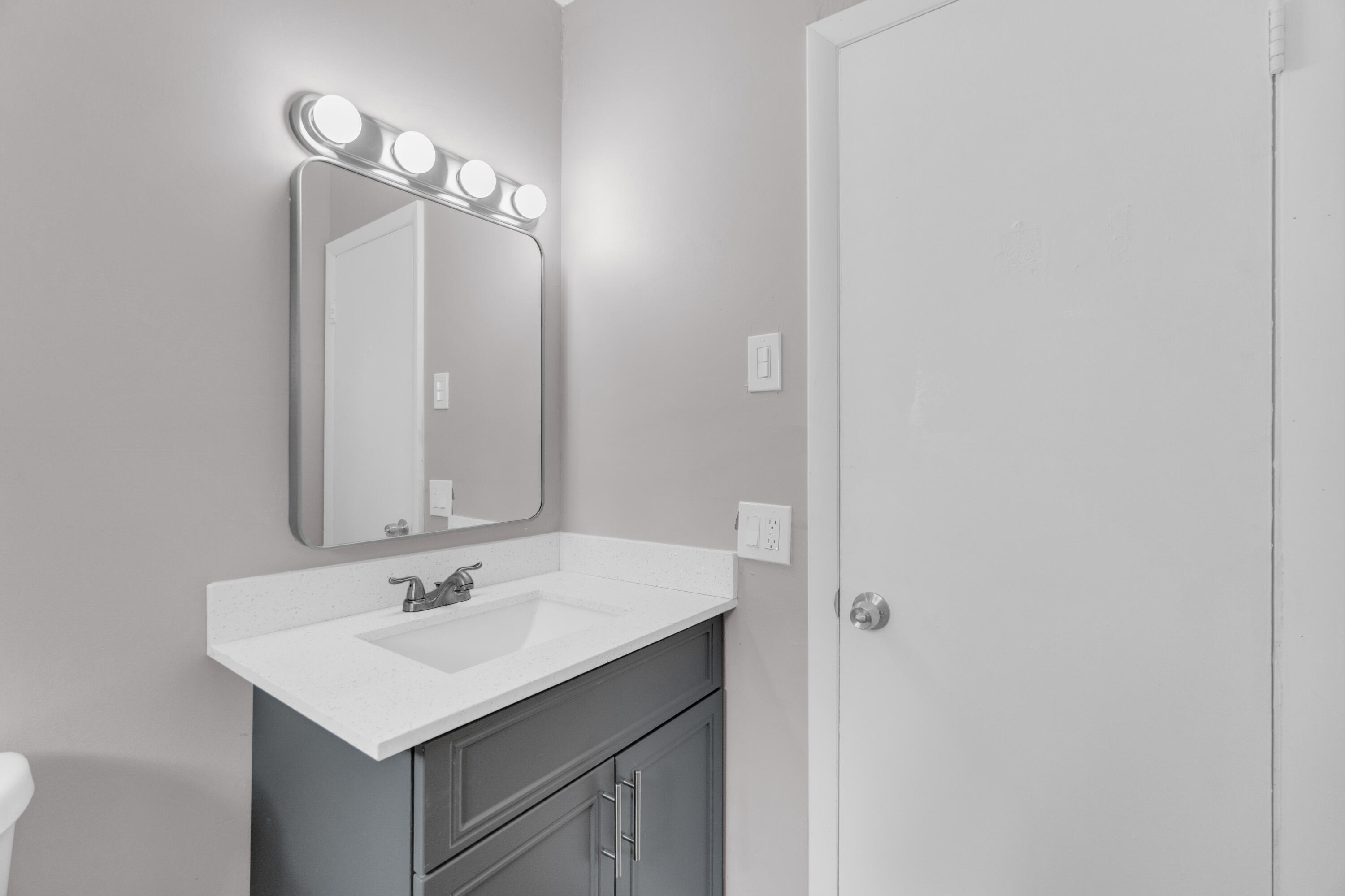 SHERIDAN LAKES CONDO HOUSES NO 1 - Residential