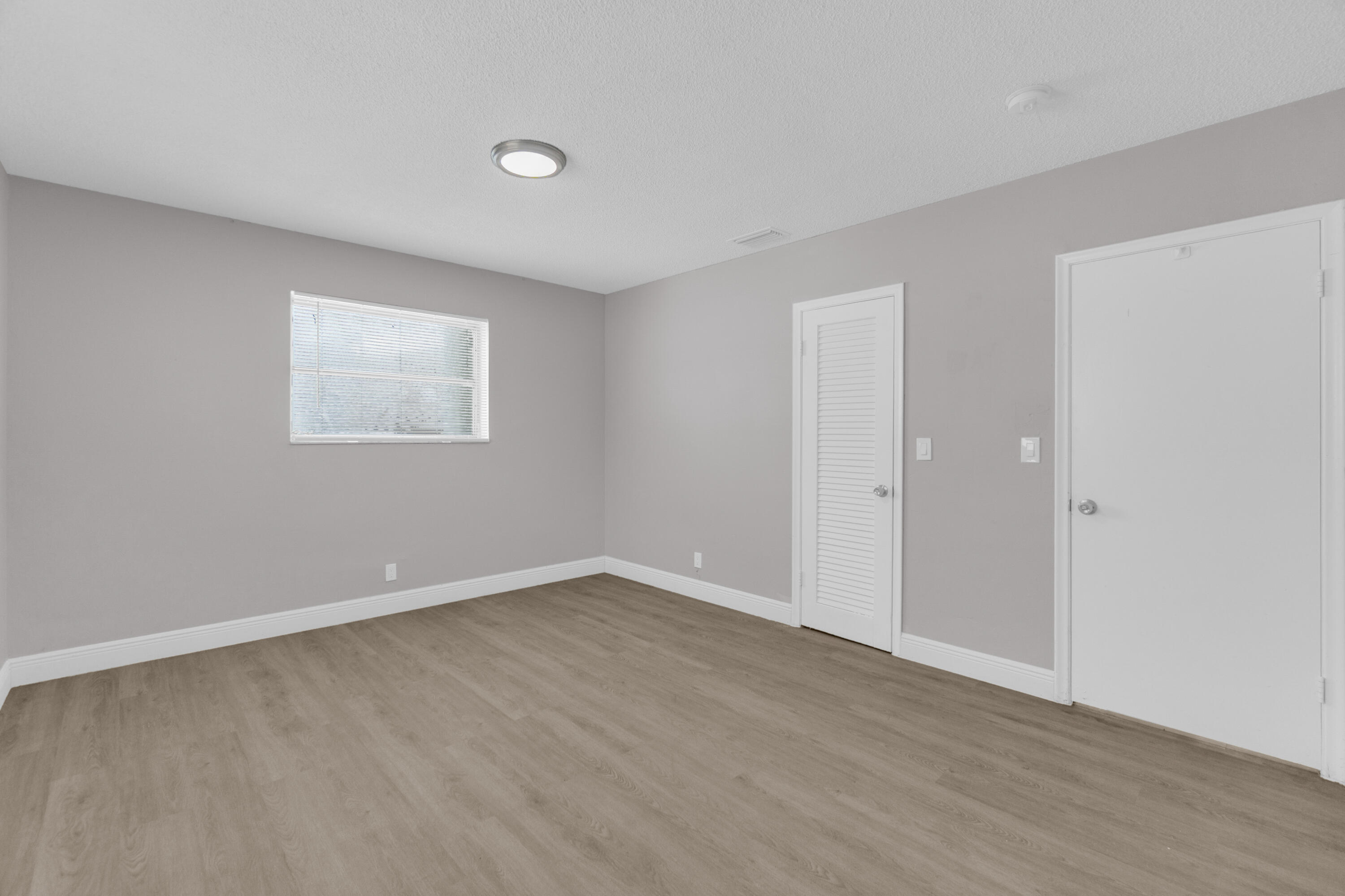 SHERIDAN LAKES CONDO HOUSES NO 1 - Residential