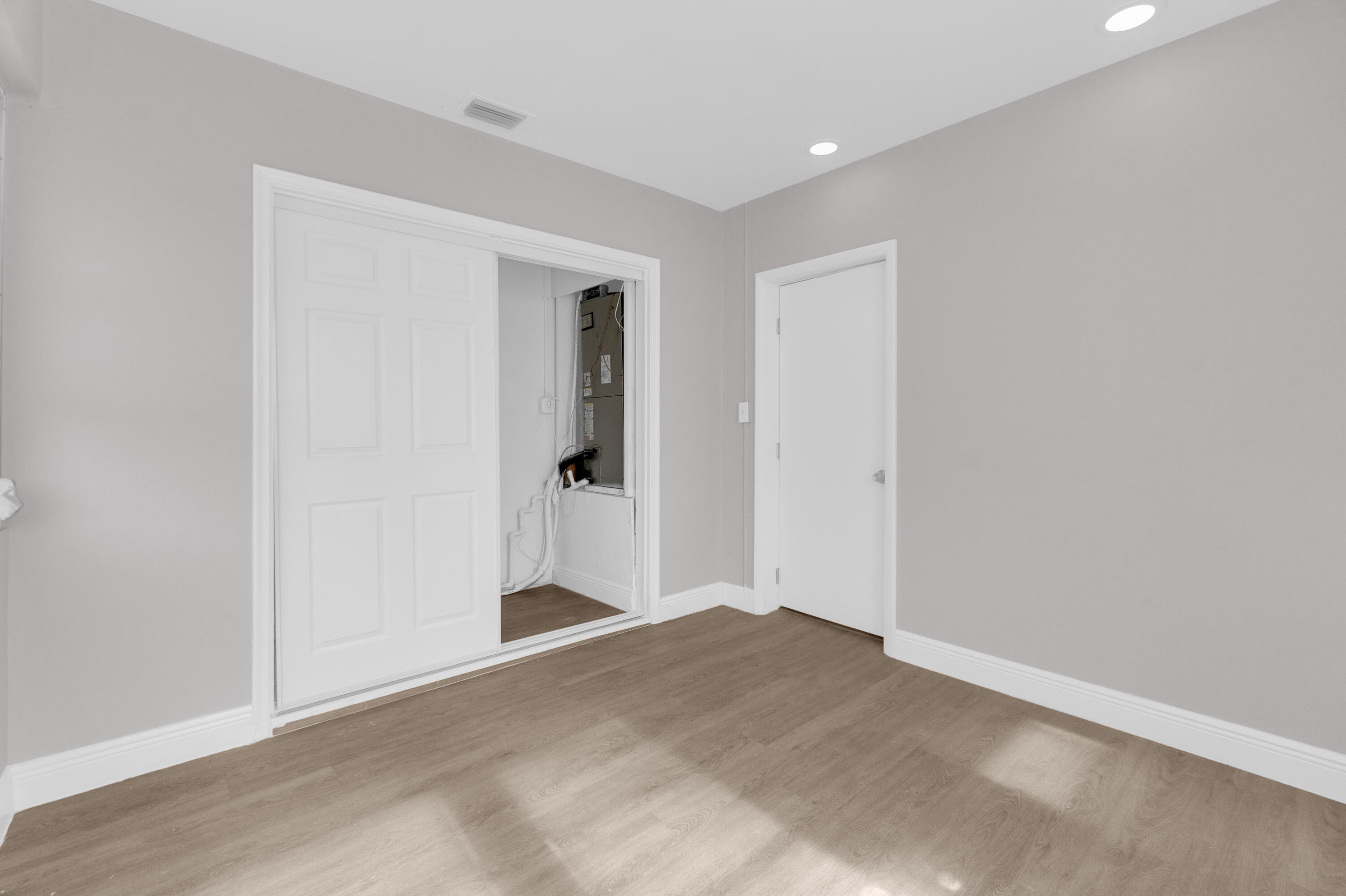 SHERIDAN LAKES CONDO HOUSES NO 1 - Residential