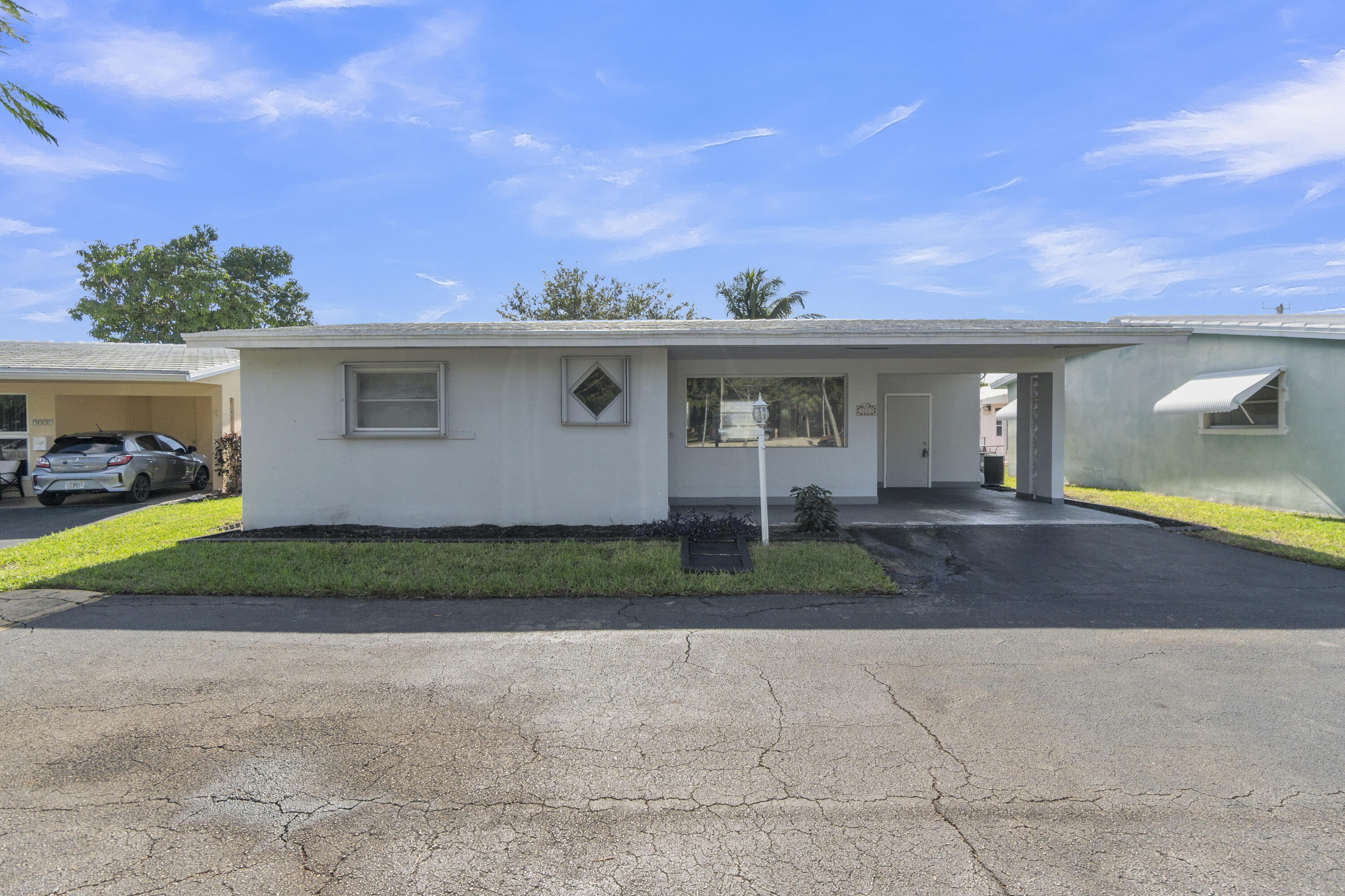 SHERIDAN LAKES CONDO HOUSES NO 1 - Residential