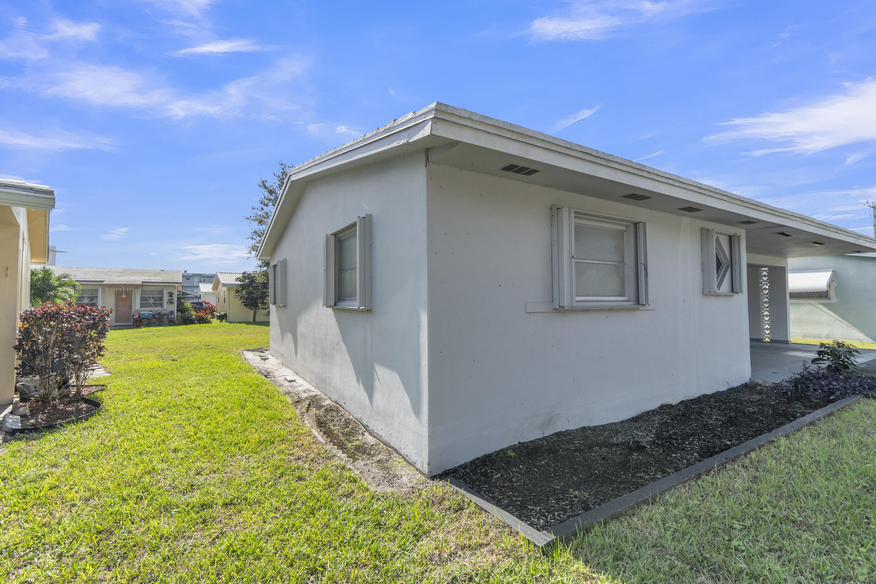 SHERIDAN LAKES CONDO HOUSES NO 1 - Residential