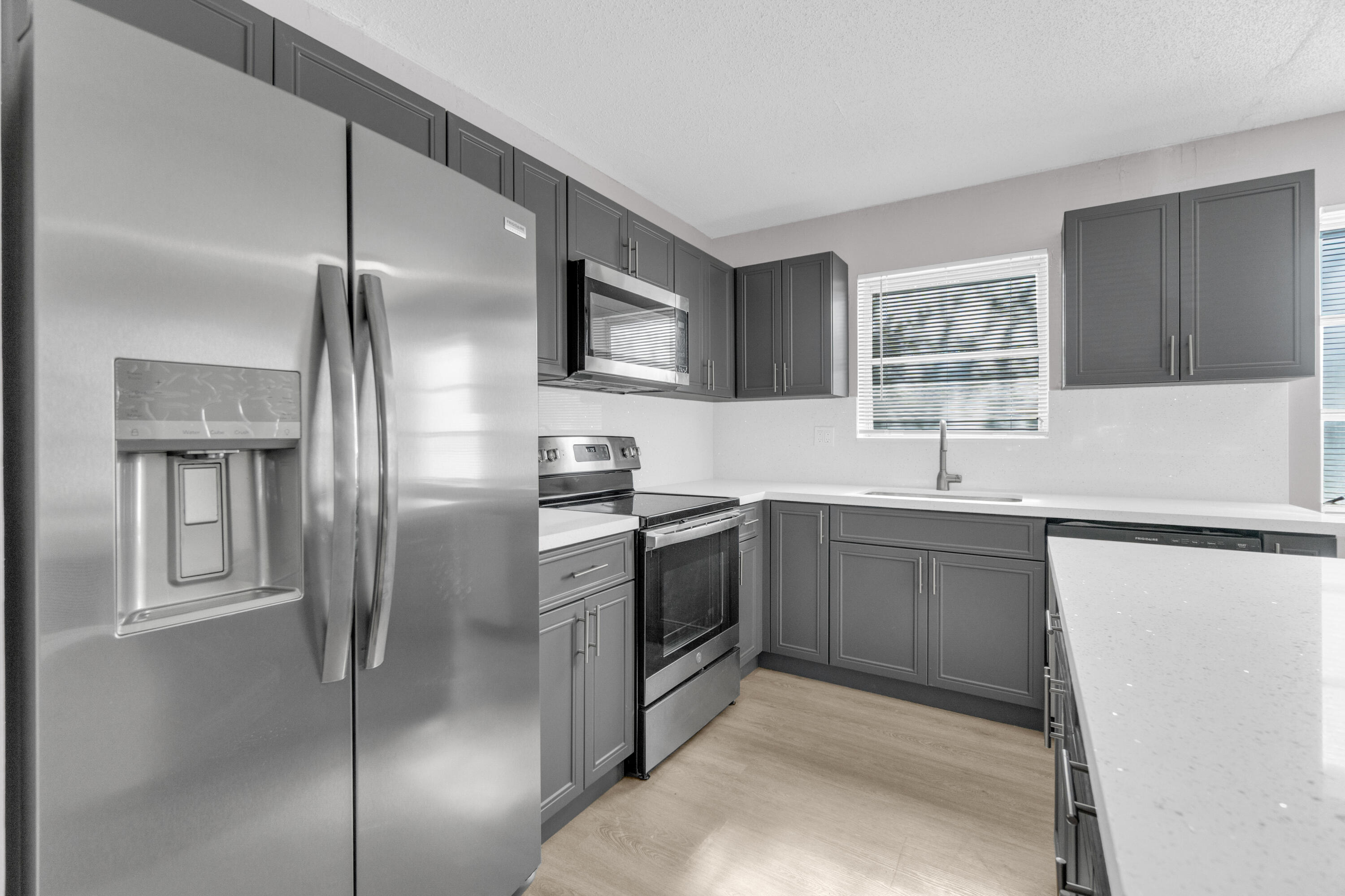 SHERIDAN LAKES CONDO HOUSES NO 1 - Residential
