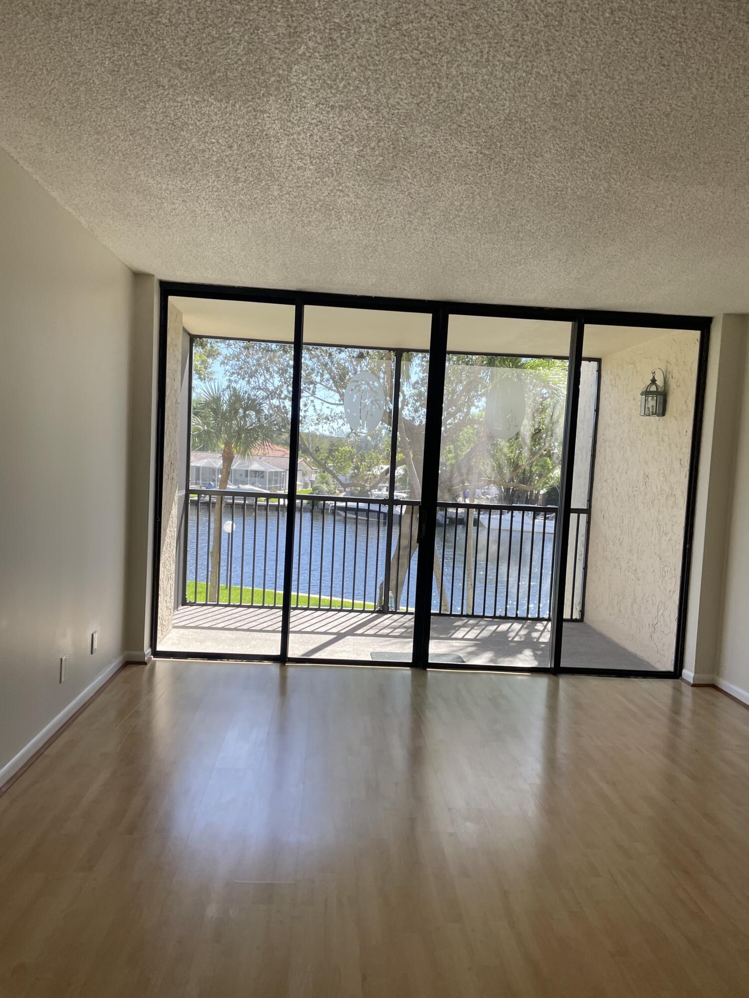 BOCA BAYOU - Residential