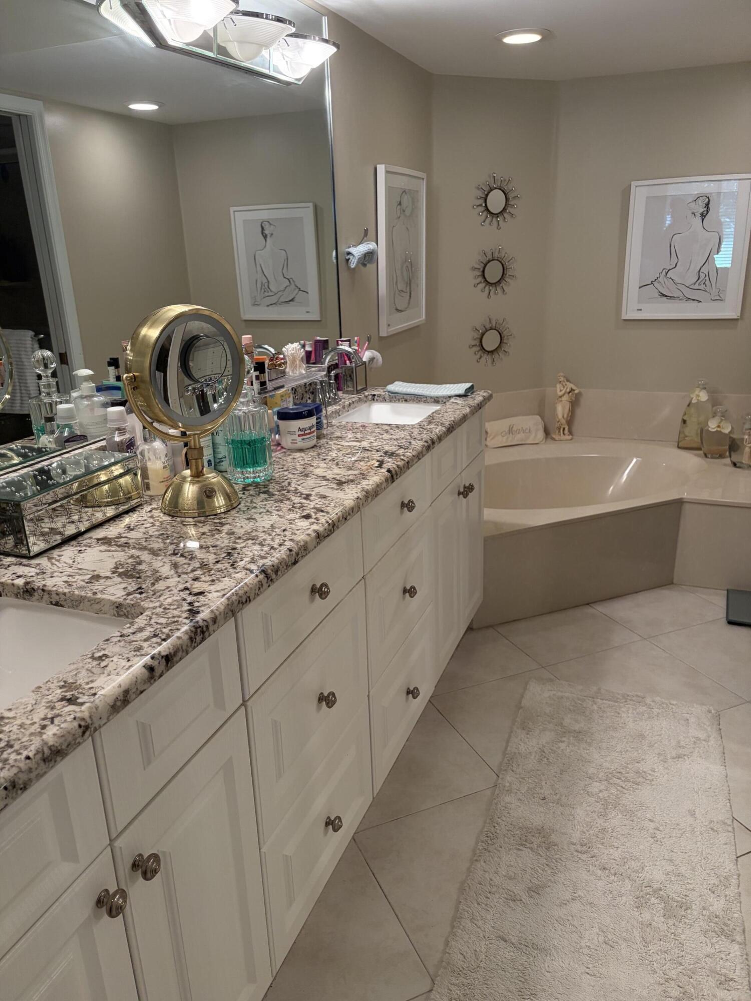GLENEAGLES CONDO VI - Residential