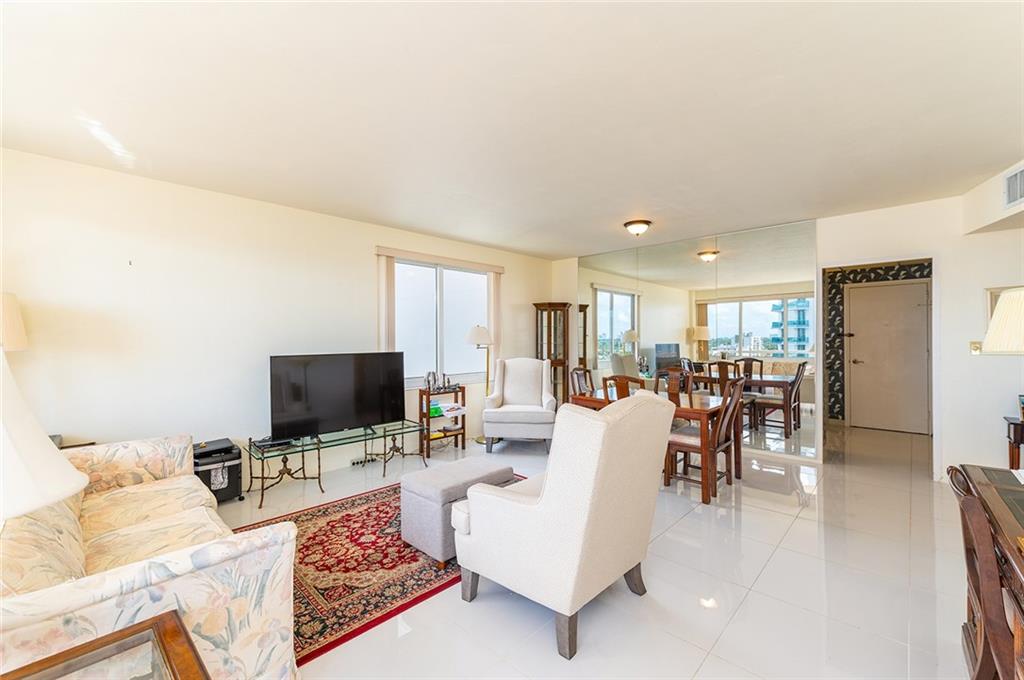 Coral Ridge Towers - Residential