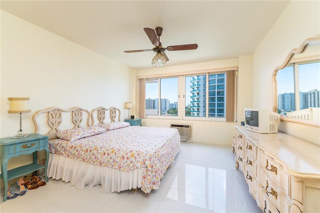 Coral Ridge Towers - Residential