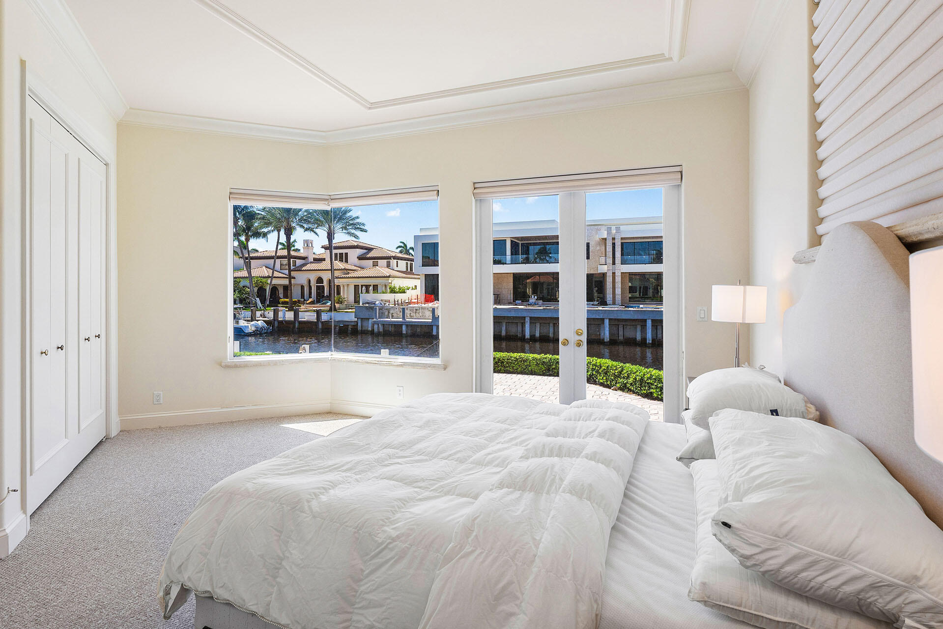 ROYAL PALM YACHT & COUNTRY CLUB - Residential