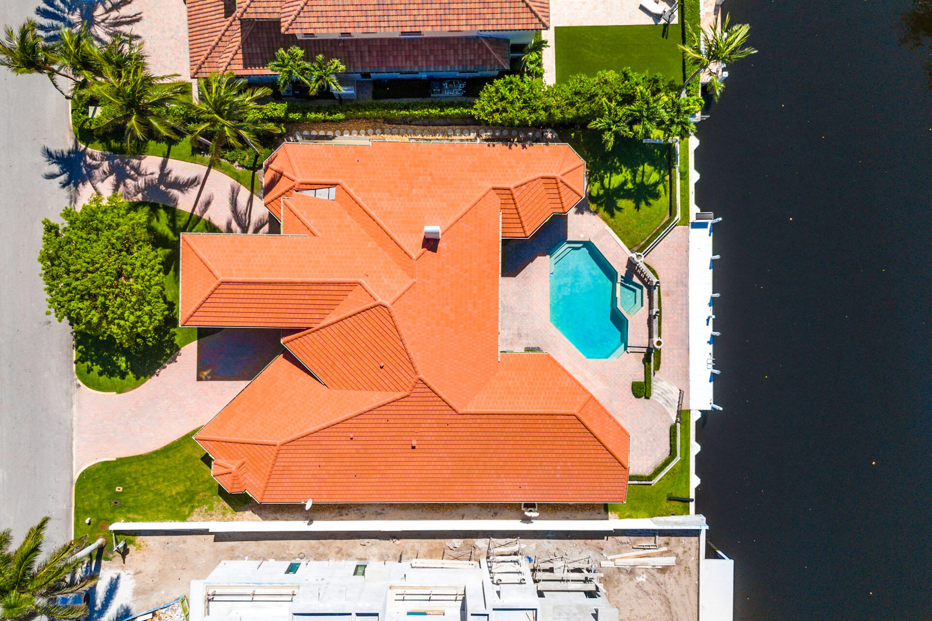 ROYAL PALM YACHT & COUNTRY CLUB - Residential