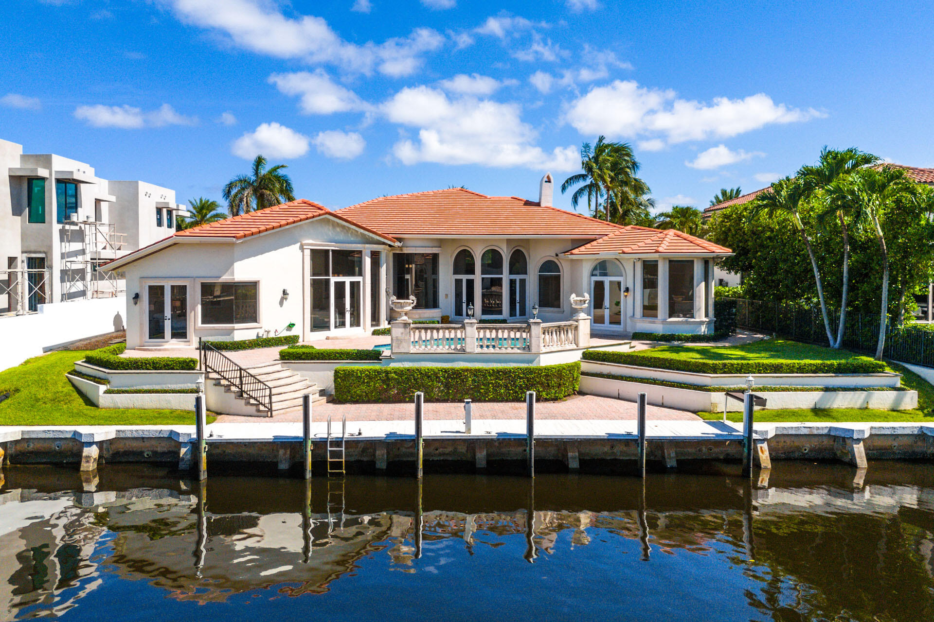ROYAL PALM YACHT & COUNTRY CLUB - Residential