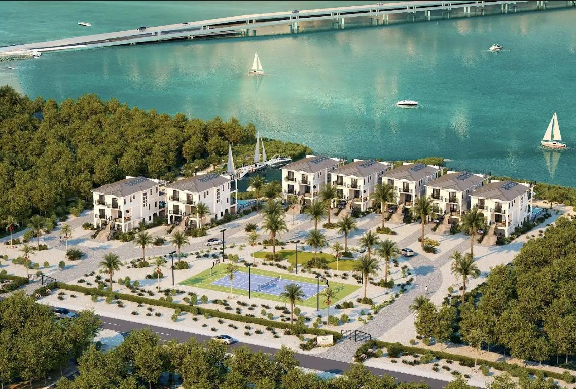 SUMMERLAND ESTATES - Residential