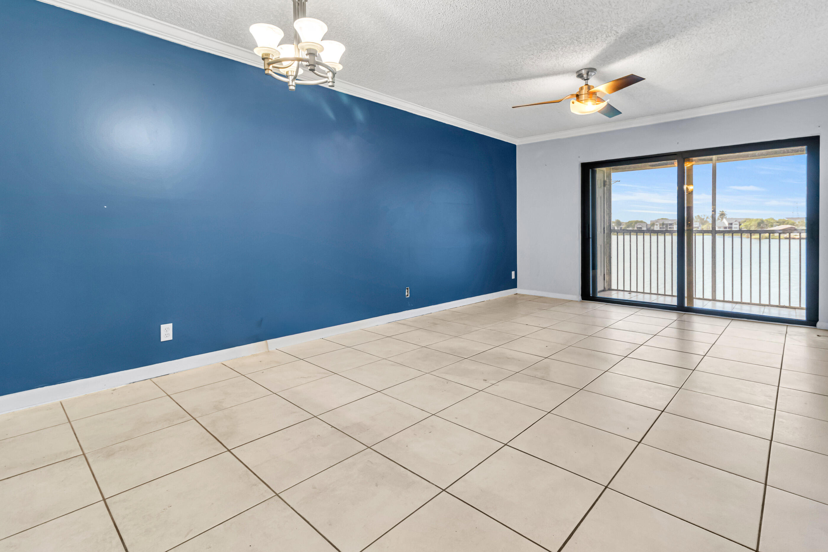 VIEWPOINTE CONDO - Residential