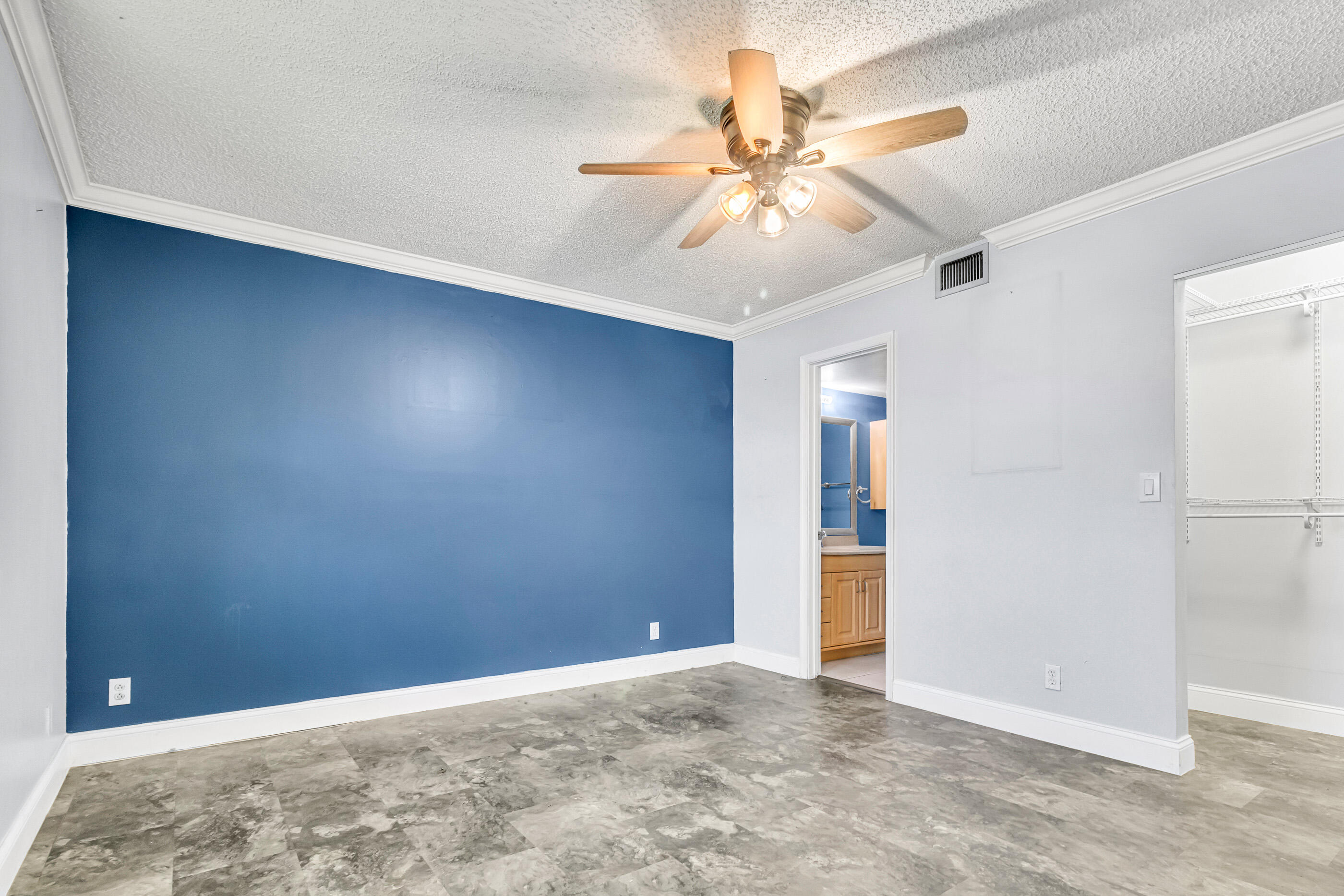 VIEWPOINTE CONDO - Residential
