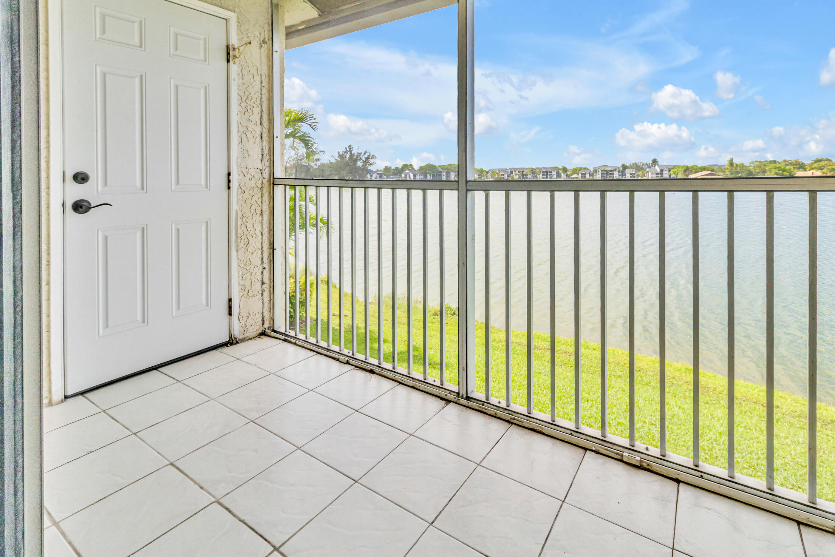 VIEWPOINTE CONDO - Residential