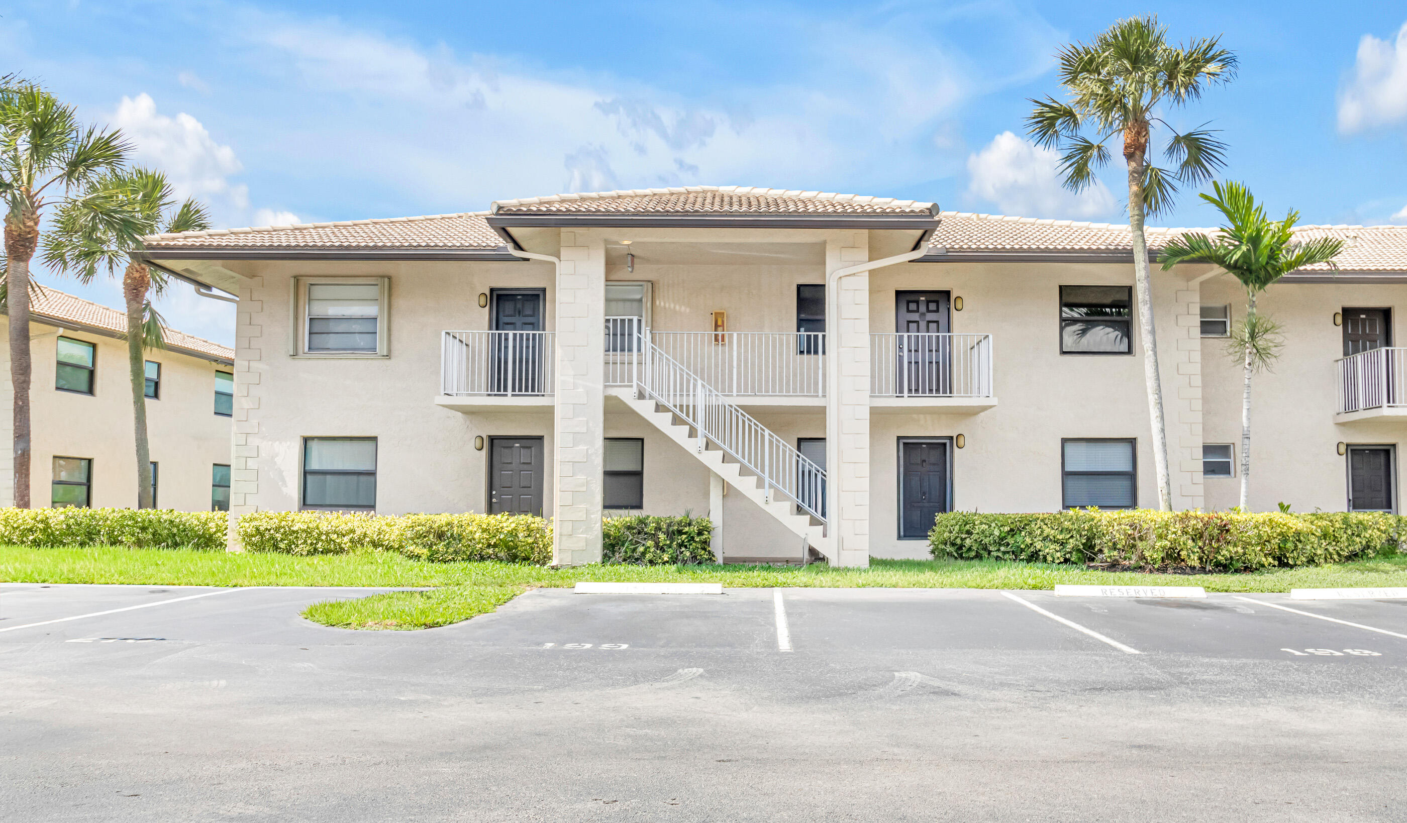 VIEWPOINTE CONDO - Residential