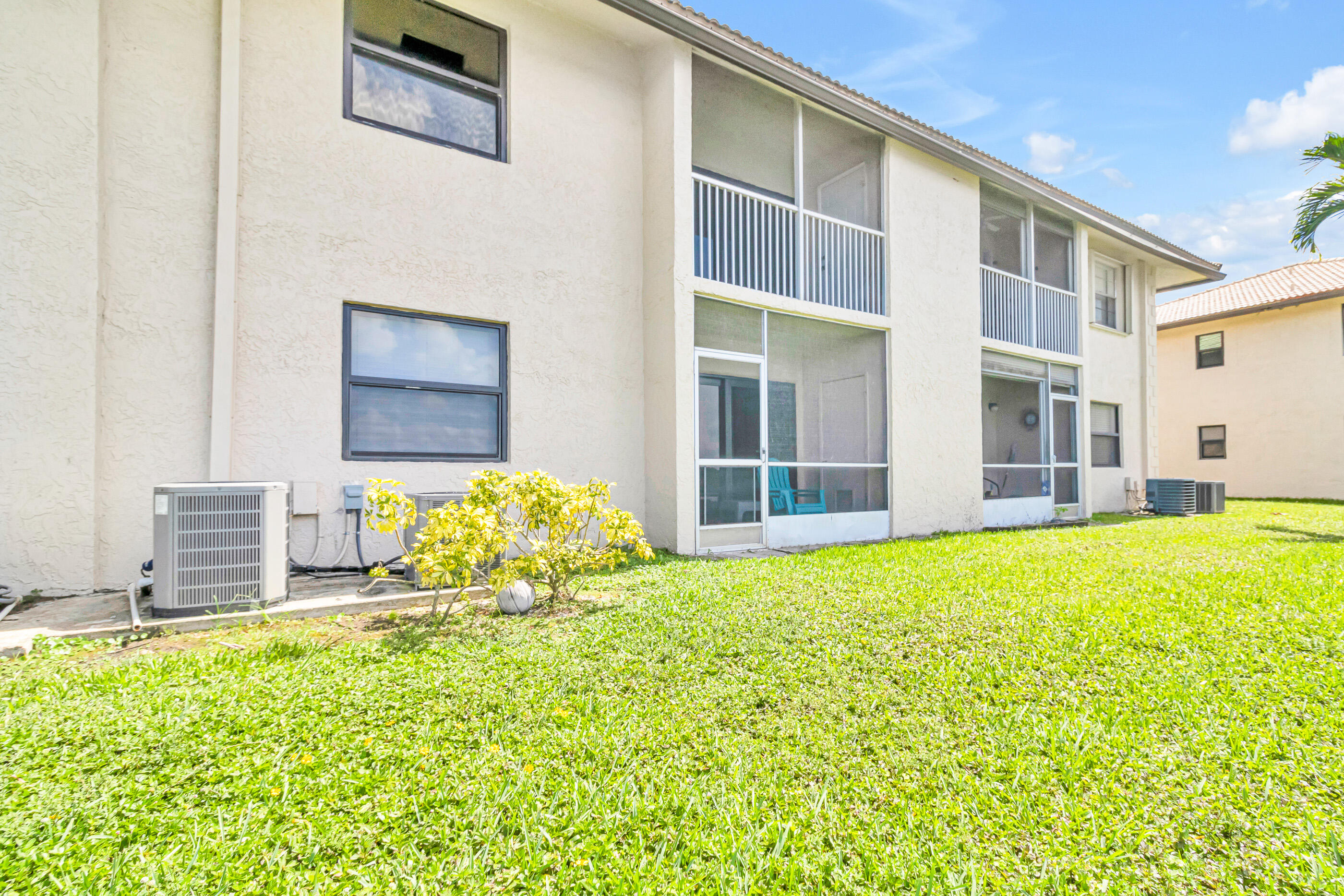 VIEWPOINTE CONDO - Residential