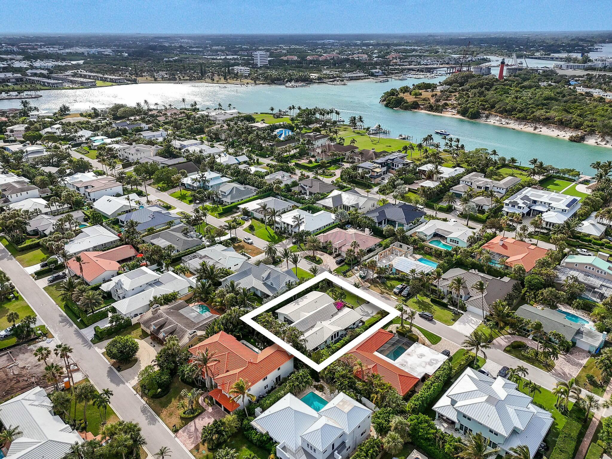 JUPITER INLET BEACH COLONY - Residential