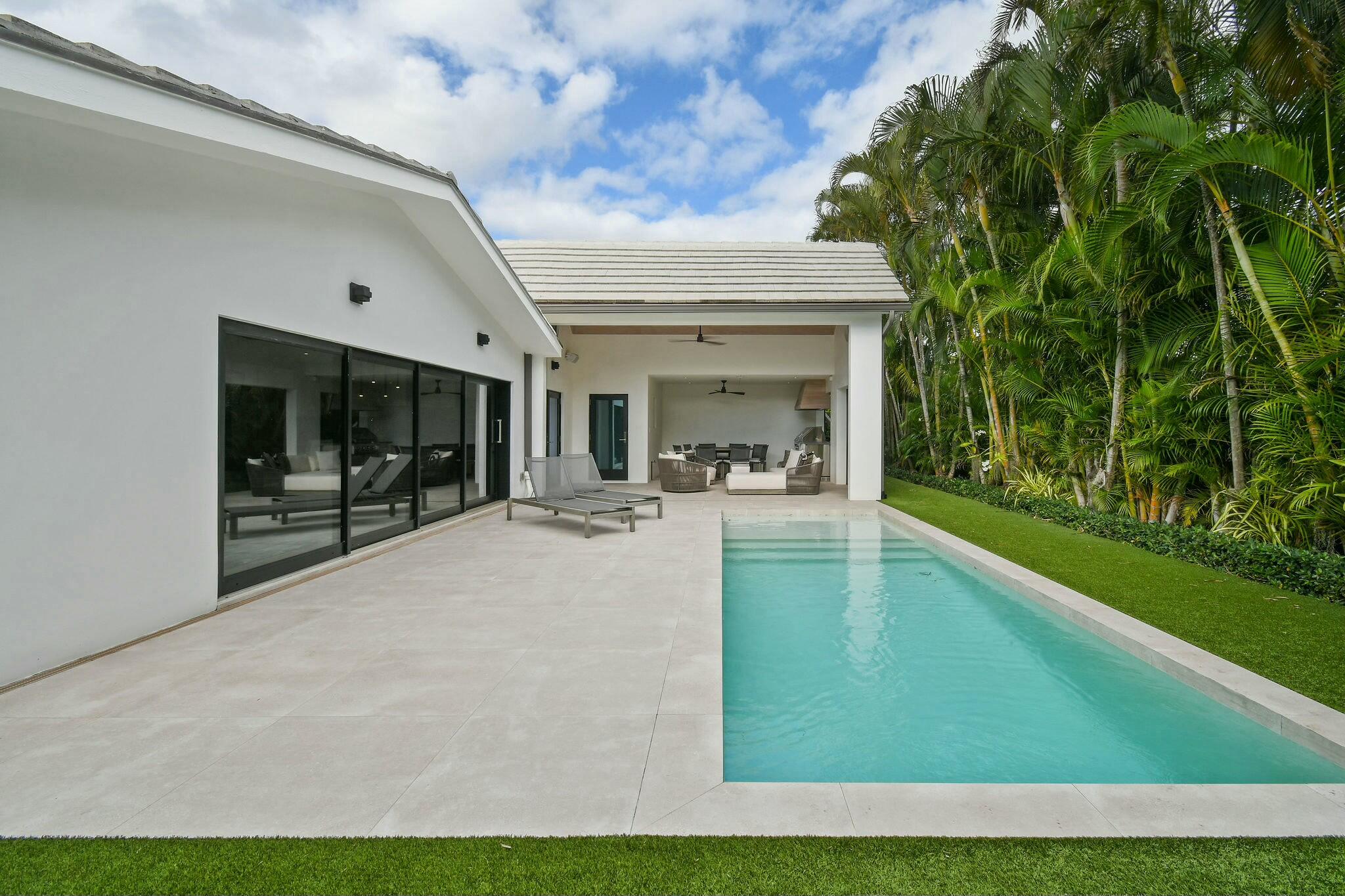 JUPITER INLET BEACH COLONY - Residential