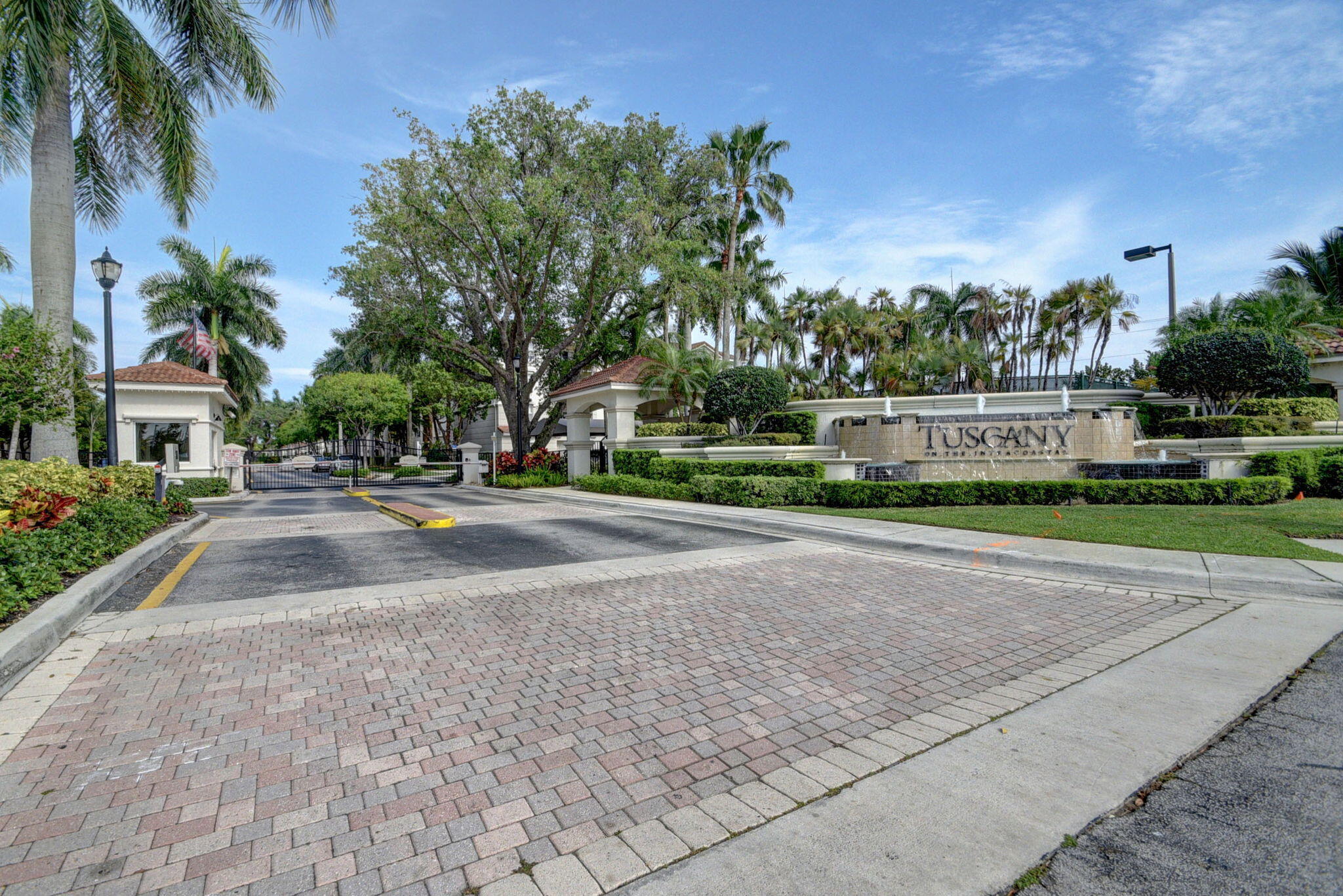 TUSCANY ON THE INTRACOASTAL CONDO - Residential