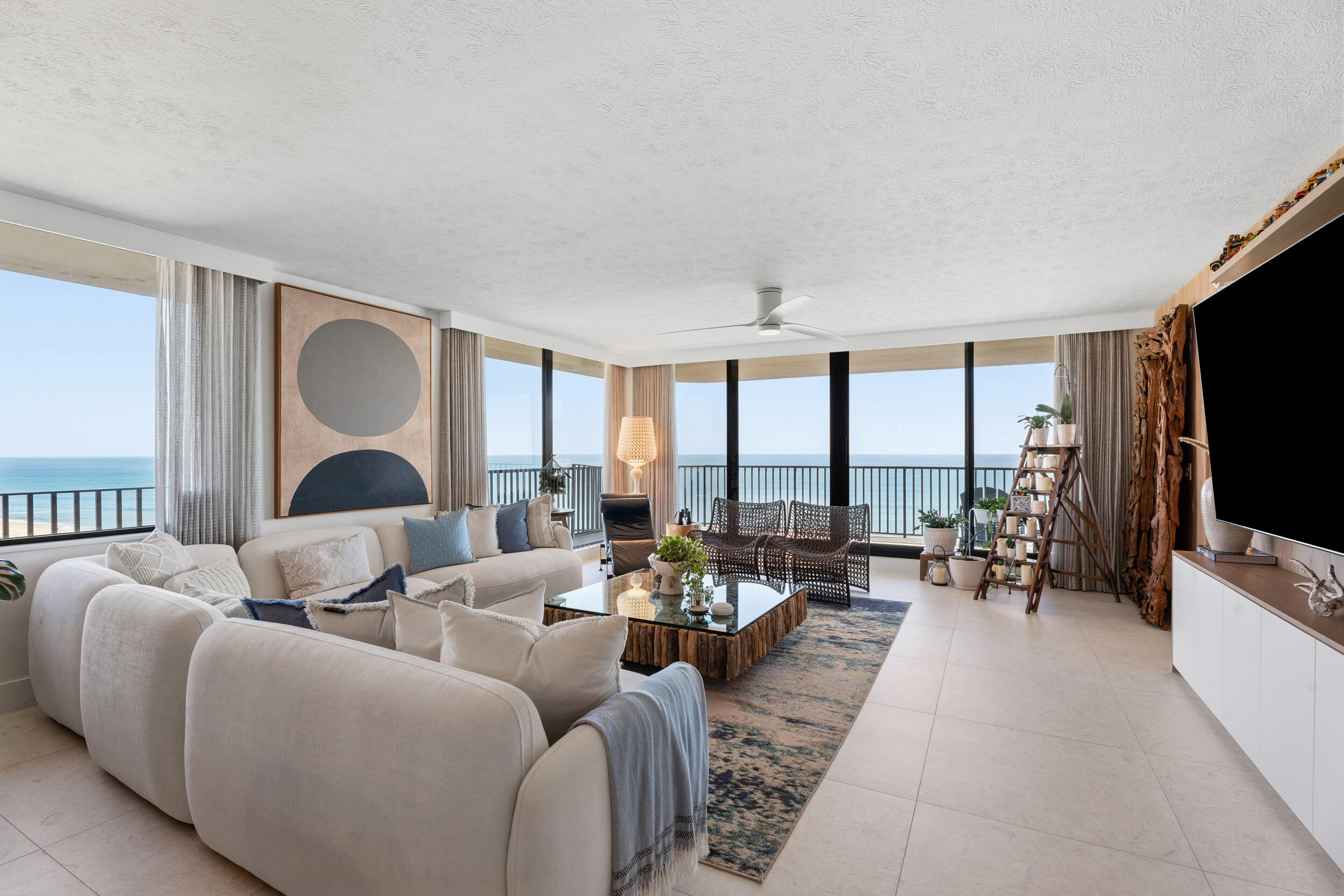 VISIONS CONDOMINIUM - Residential