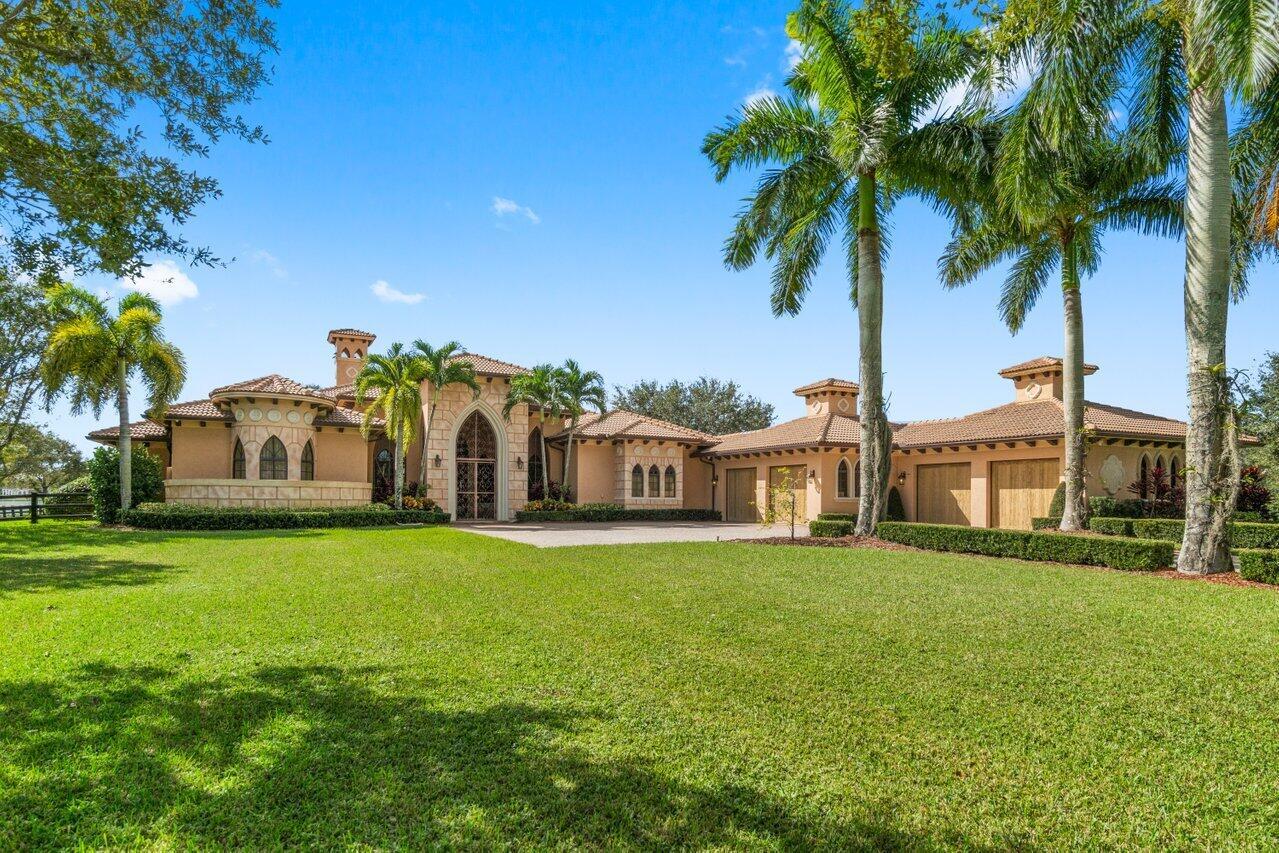 PALM BEACH POINT - Residential