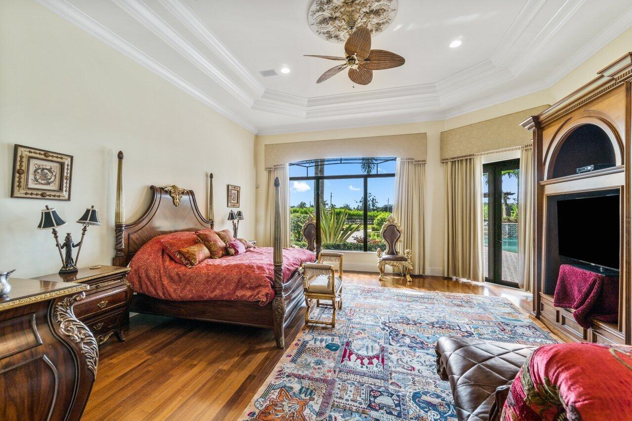 PALM BEACH POINT - Residential