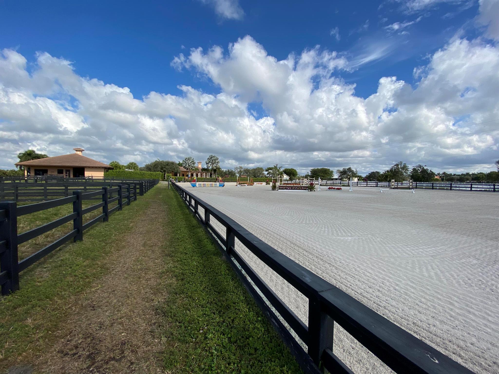 PALM BEACH POINT - Residential