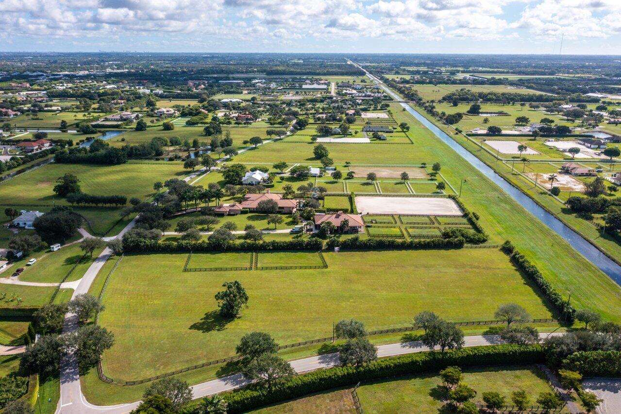 PALM BEACH POINT - Residential