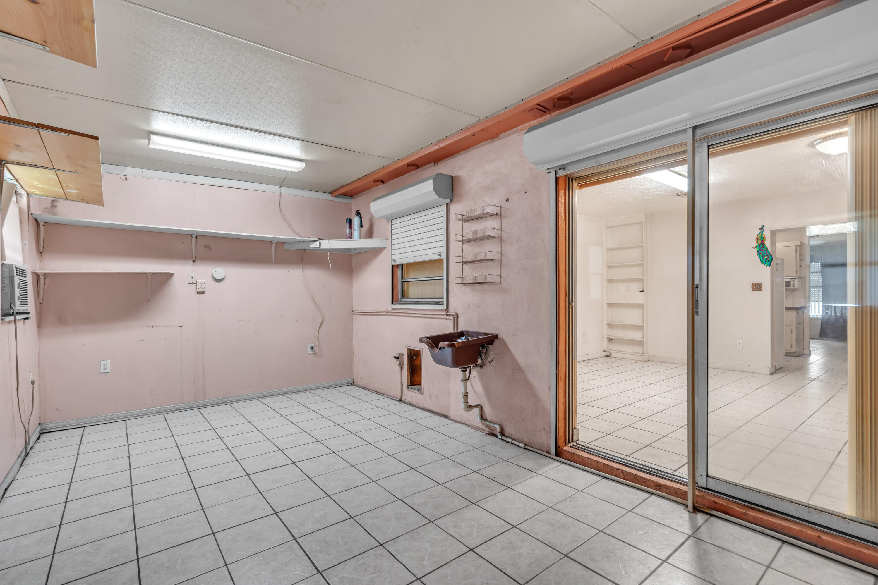 DRIFTWOOD ESTATES NO 20 - Residential