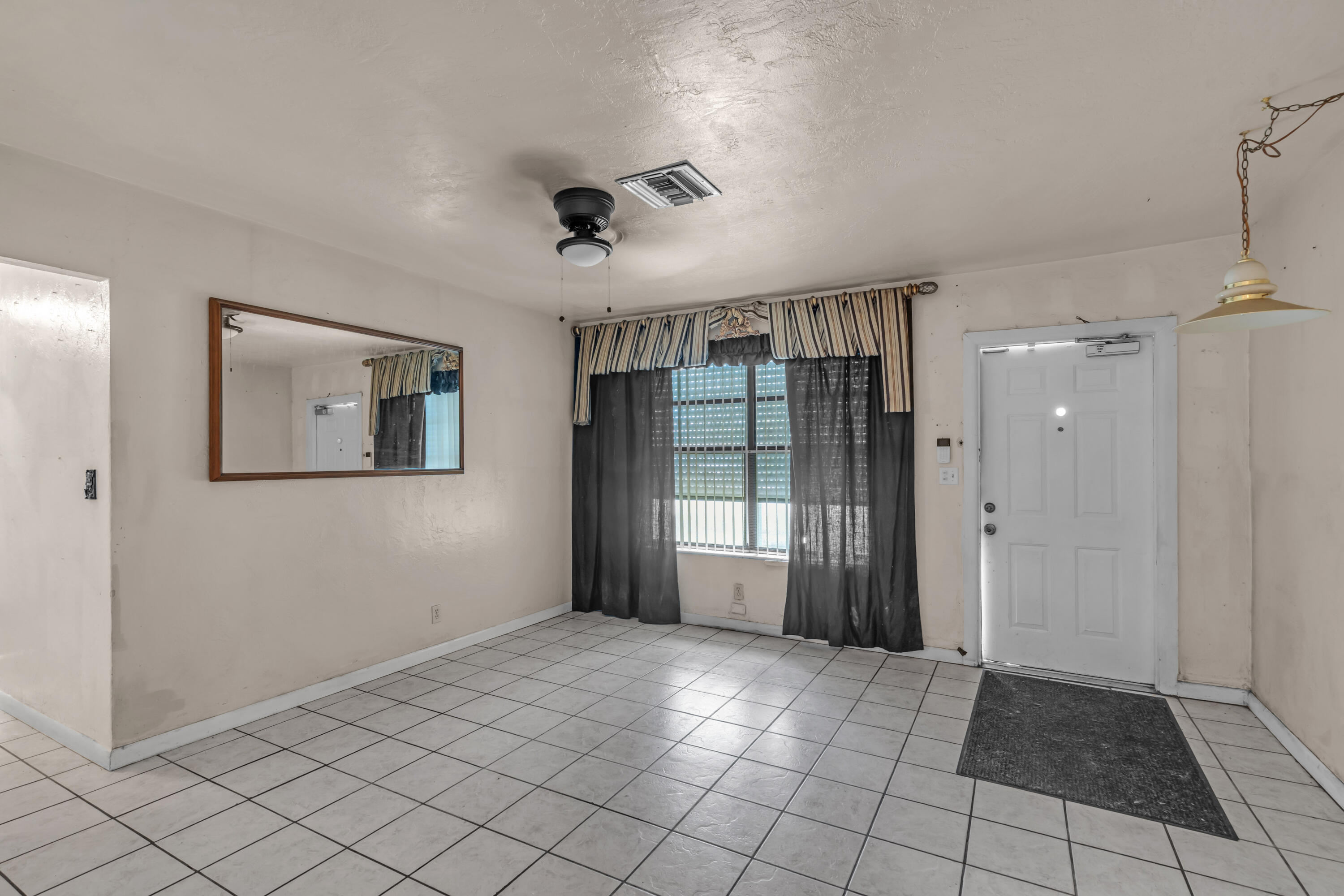 DRIFTWOOD ESTATES NO 20 - Residential