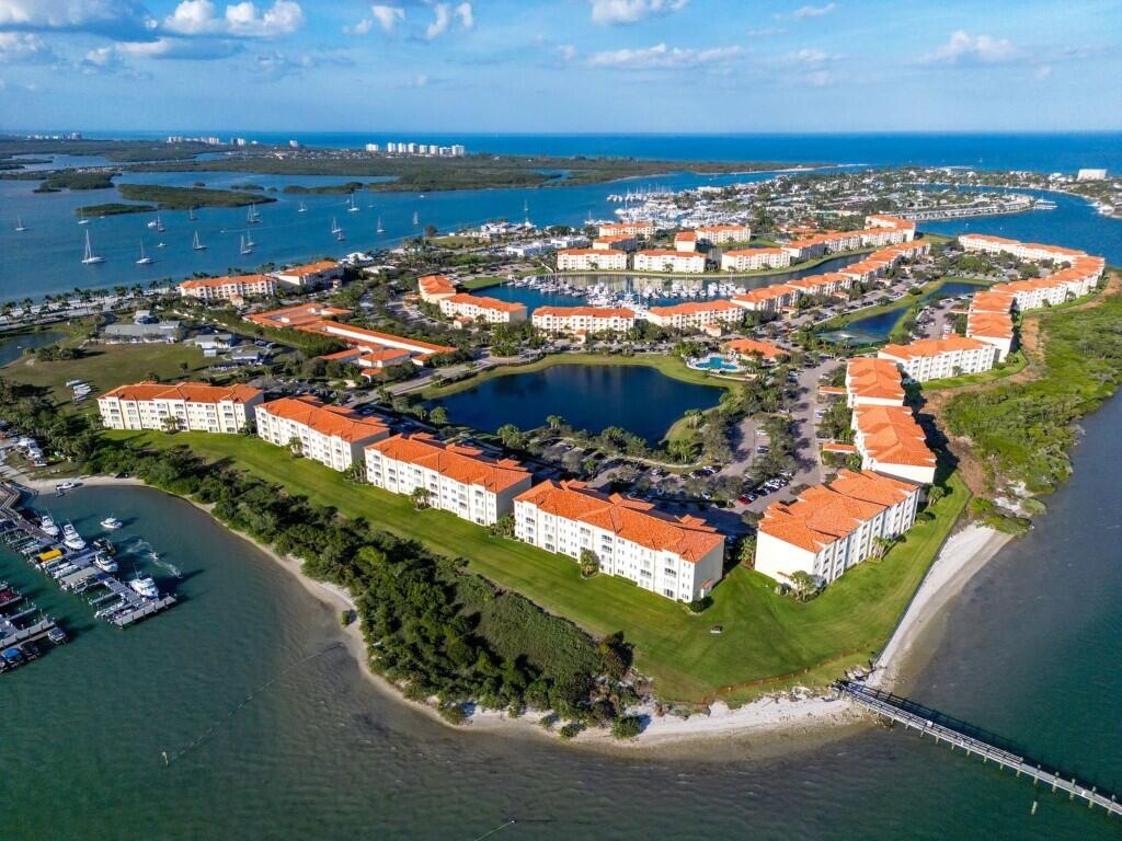 HARBOUR ISLE AT HUTCHINSON ISLAND WEST - Residential Lease