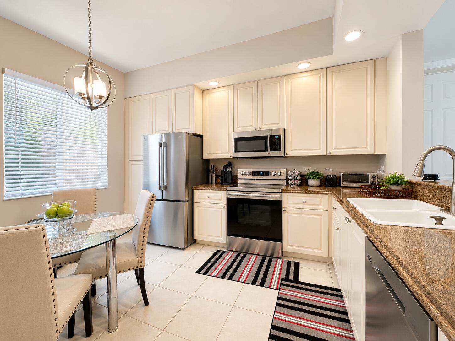HARBOUR ISLE AT HUTCHINSON ISLAND WEST - Residential Lease