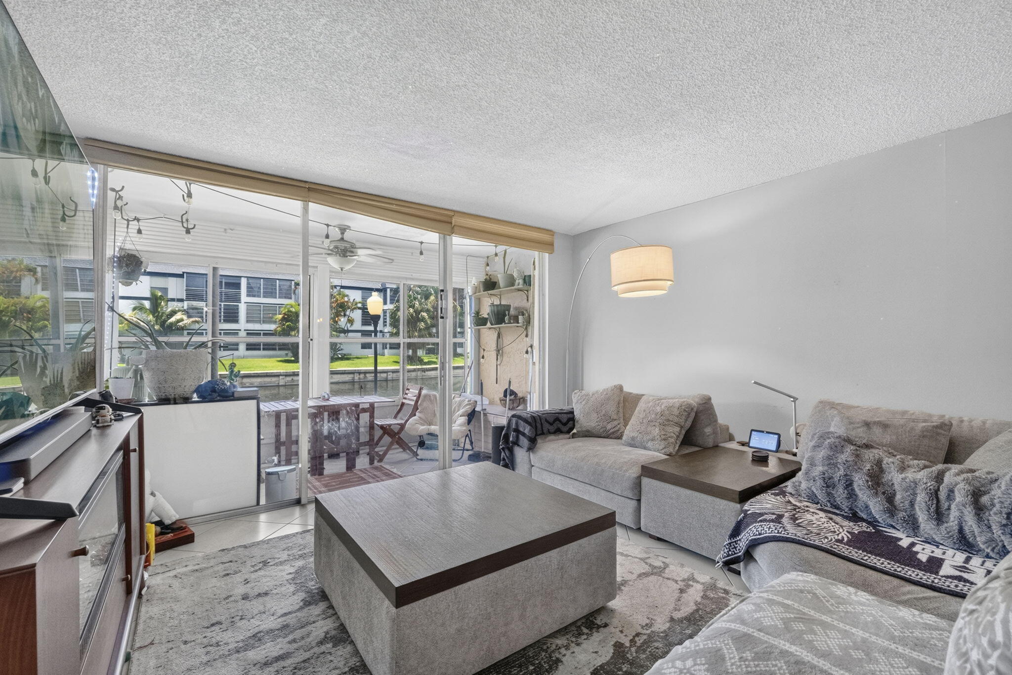 SANDS POINT CONDOMINIUM III - Residential