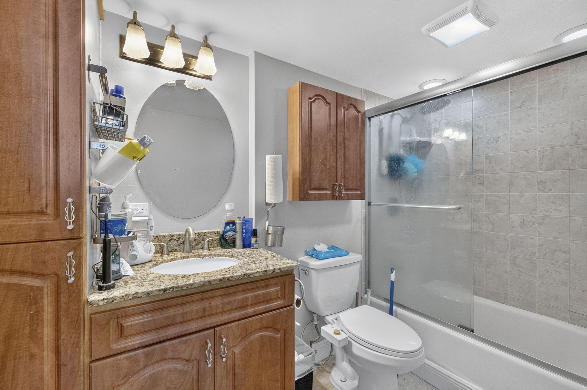 SANDS POINT CONDOMINIUM III - Residential