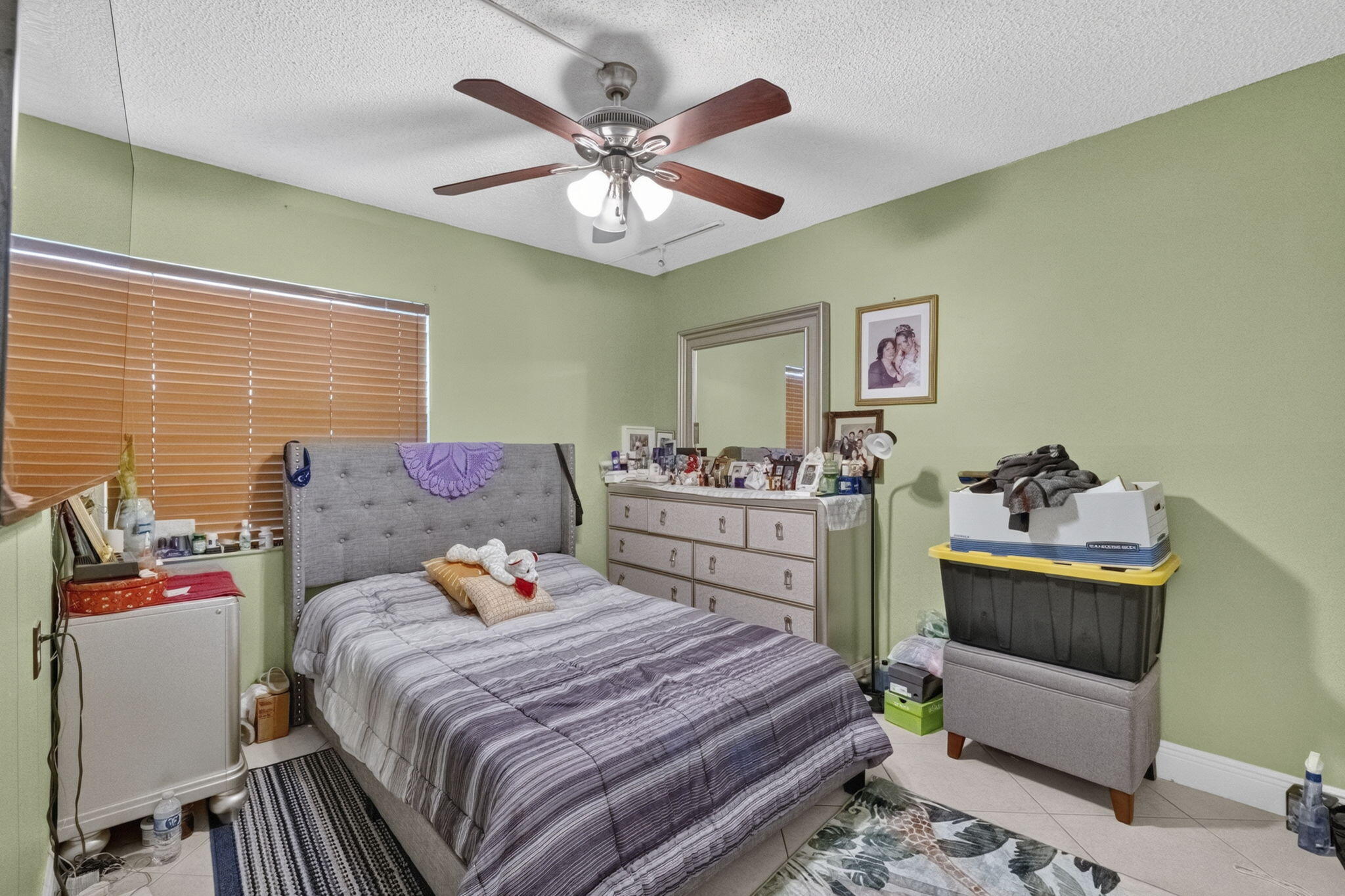 SANDS POINT CONDOMINIUM III - Residential