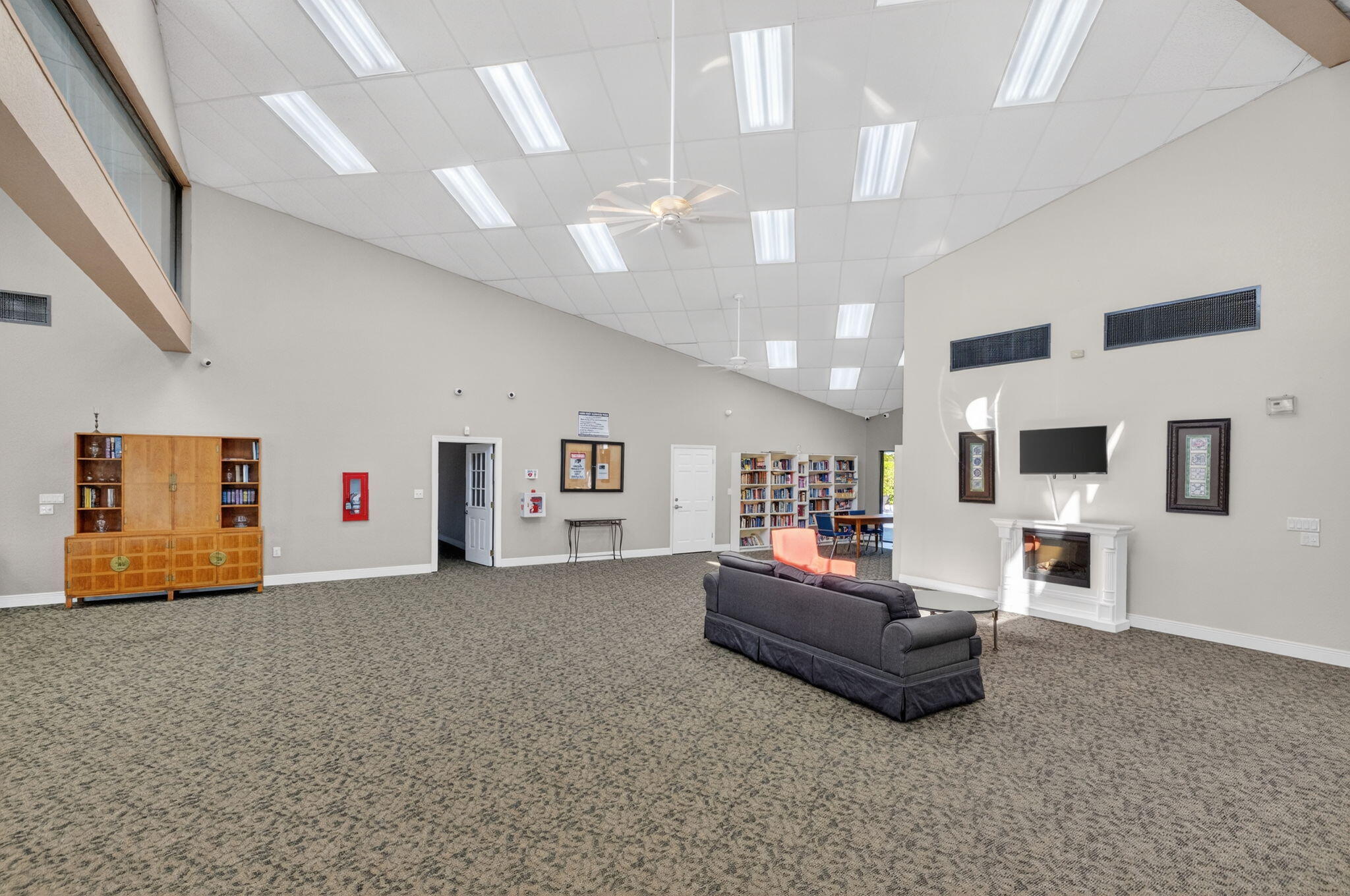 SANDS POINT CONDOMINIUM III - Residential