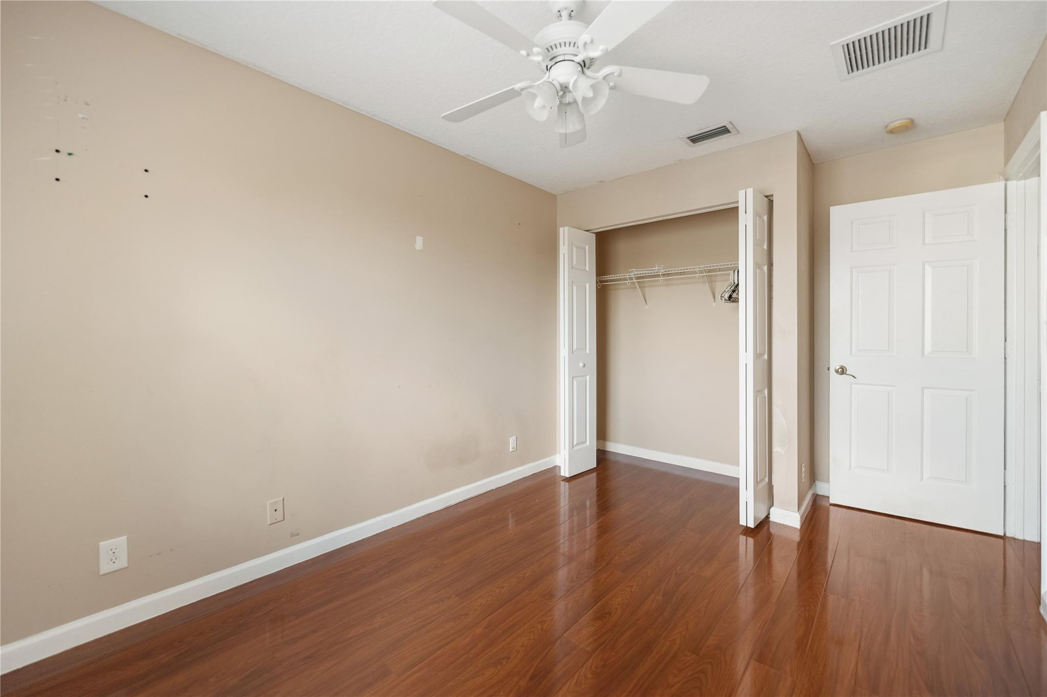 CORAL PARK TOWNHOMES WEST CONDO - Residential Lease