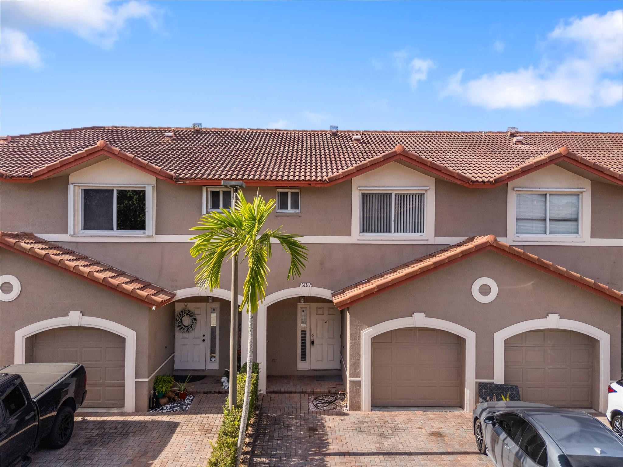 CORAL PARK TOWNHOMES WEST CONDO - Residential Lease
