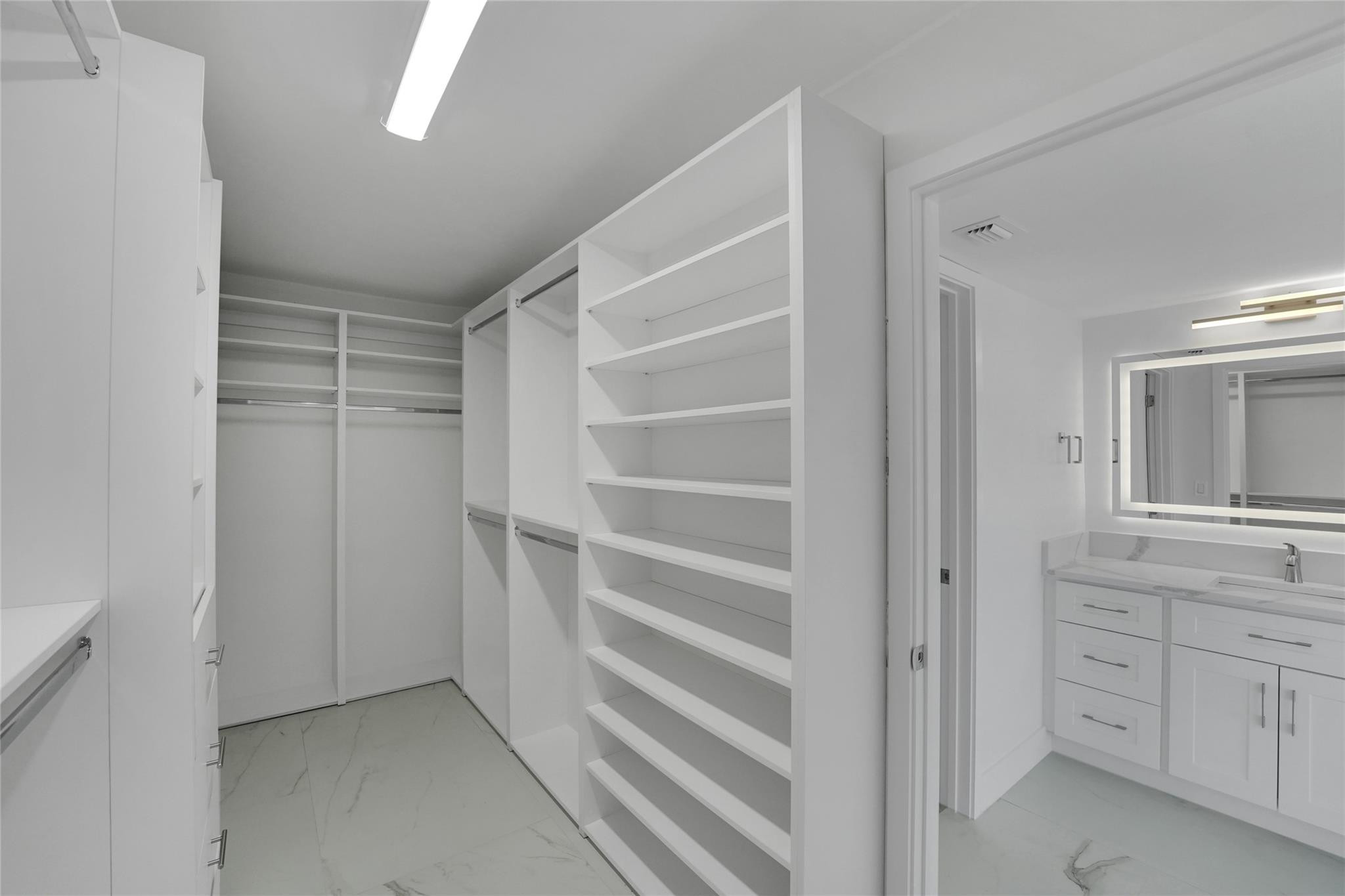 PLAYA DEL MAR CONDO - Residential Lease
