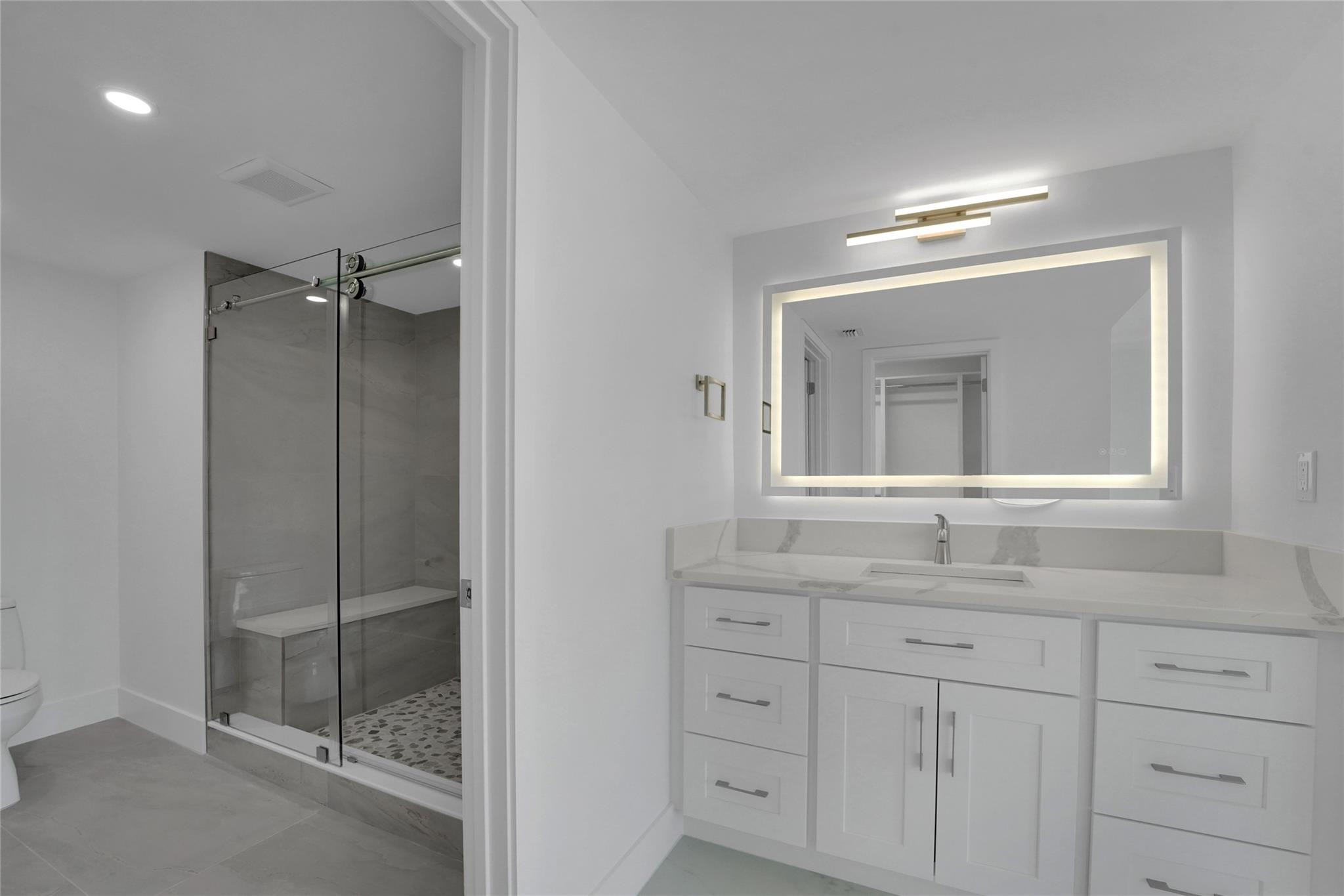 PLAYA DEL MAR CONDO - Residential Lease